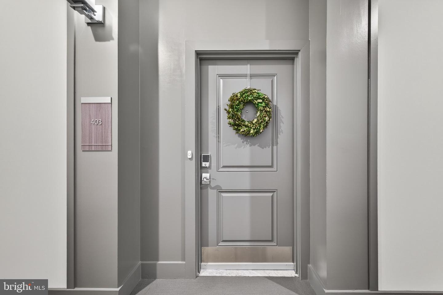 21630 HAWKSBILL HIGH CIR #403, STERLING, Virginia 20164, 2 Bedrooms Bedrooms, ,2 BathroomsBathrooms,Residential,For sale,21630 HAWKSBILL HIGH CIR #403,VALO2111258 MLS # VALO2111258