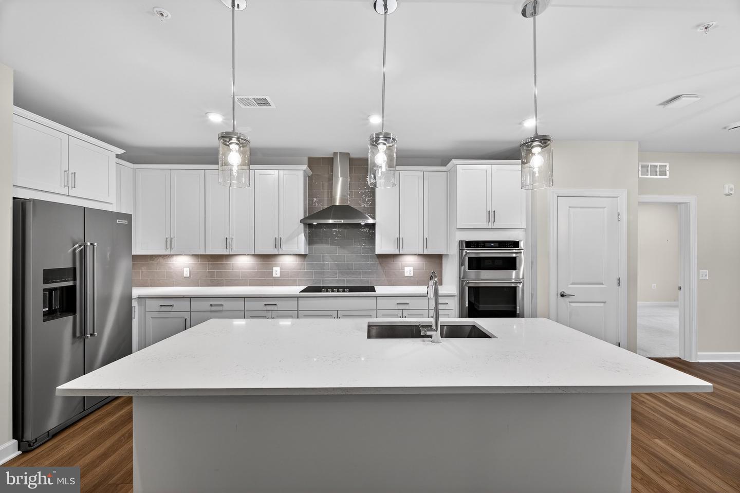 21630 HAWKSBILL HIGH CIR #403, STERLING, Virginia 20164, 2 Bedrooms Bedrooms, ,2 BathroomsBathrooms,Residential,For sale,21630 HAWKSBILL HIGH CIR #403,VALO2111258 MLS # VALO2111258