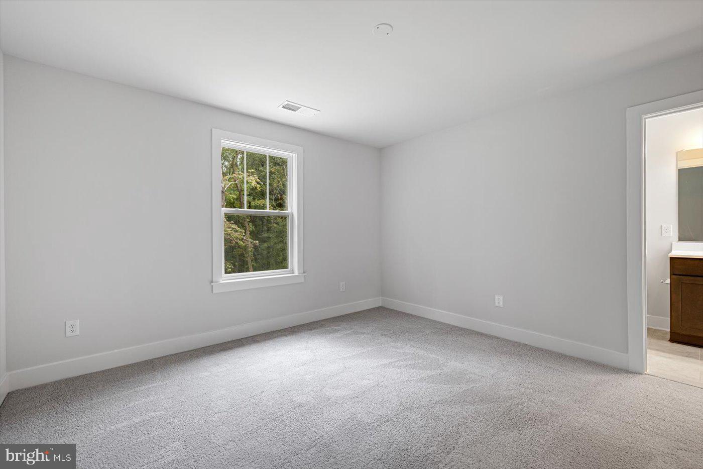 1 INDIANTOWN RD, KING GEORGE, Virginia 22485, 4 Bedrooms Bedrooms, ,2 BathroomsBathrooms,Residential,For sale,1 INDIANTOWN RD,VAKG2007286 MLS # VAKG2007286