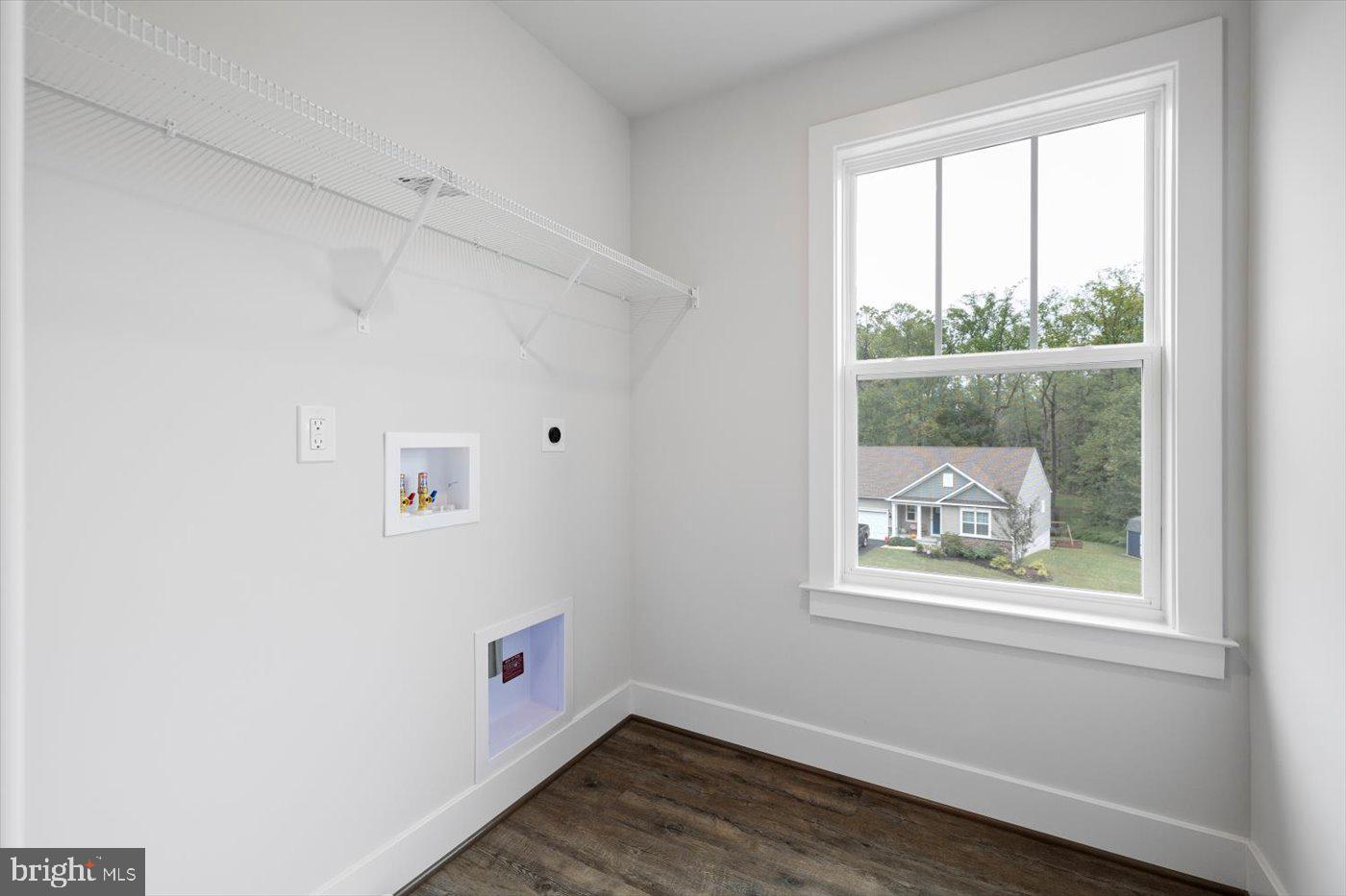 1 INDIANTOWN RD, KING GEORGE, Virginia 22485, 4 Bedrooms Bedrooms, ,2 BathroomsBathrooms,Residential,For sale,1 INDIANTOWN RD,VAKG2007286 MLS # VAKG2007286