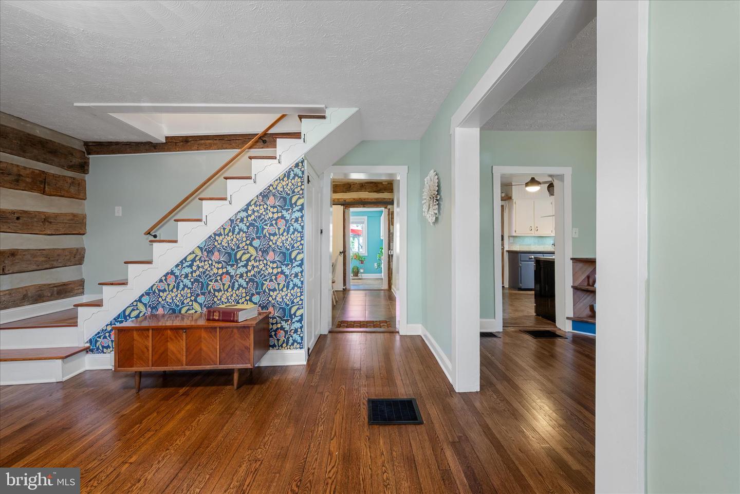 414 S CAMERON ST, WINCHESTER, Virginia 22601, 3 Bedrooms Bedrooms, 9 Rooms Rooms,2 BathroomsBathrooms,Residential,For sale,414 S CAMERON ST,VAWI2009506 MLS # VAWI2009506