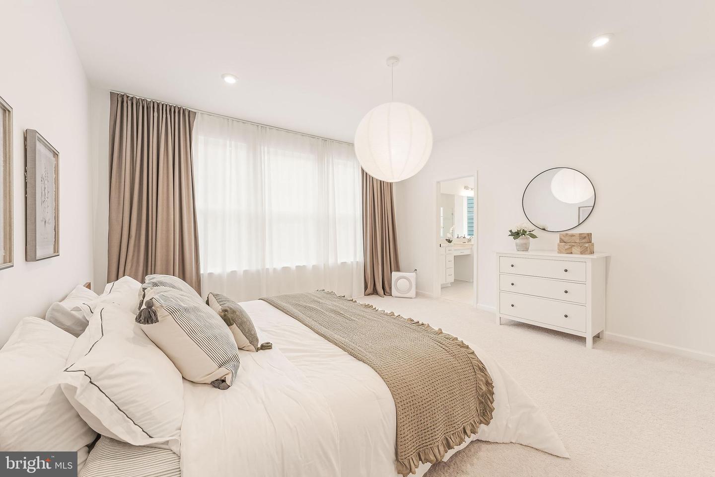 18260 MOSS GARDEN RD, DUMFRIES, Virginia 22026, 4 Bedrooms Bedrooms, ,3 BathroomsBathrooms,Residential,For sale,18260 MOSS GARDEN RD,VAPW2108040 MLS # VAPW2108040 18260 MOSS GARDEN RD, DUMFRIES, Virginia 22026, 4 Bedrooms Bedrooms, ,3 BathroomsBathrooms,Residential,For sale,18260 MOSS GARDEN RD,VAPW2108040 MLS # VAPW2108040