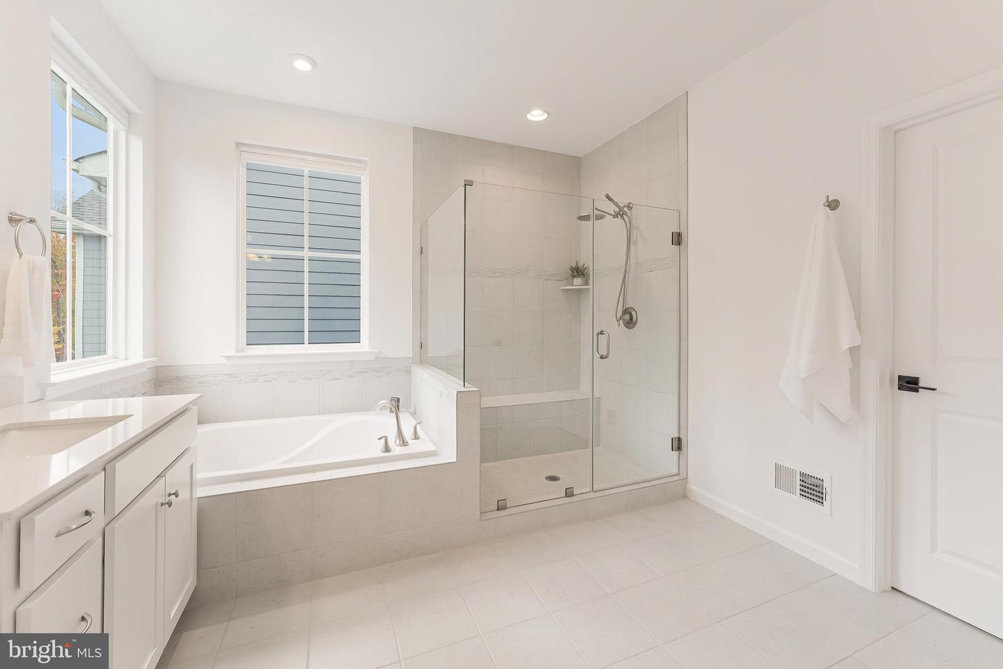 18260 MOSS GARDEN RD, DUMFRIES, Virginia 22026, 4 Bedrooms Bedrooms, ,3 BathroomsBathrooms,Residential,For sale,18260 MOSS GARDEN RD,VAPW2108040 MLS # VAPW2108040 18260 MOSS GARDEN RD, DUMFRIES, Virginia 22026, 4 Bedrooms Bedrooms, ,3 BathroomsBathrooms,Residential,For sale,18260 MOSS GARDEN RD,VAPW2108040 MLS # VAPW2108040