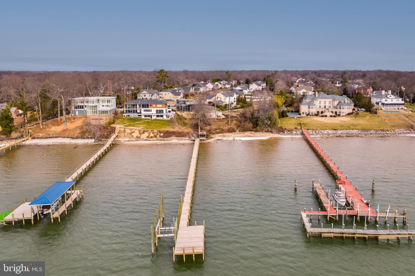 9433 FERRY LANDING CT, ALEXANDRIA, Virginia 22309, 5 Bedrooms Bedrooms, 12 Rooms Rooms,5 BathroomsBathrooms,Residential,For sale,9433 FERRY LANDING CT,VAFX2279924 MLS # VAFX2279924