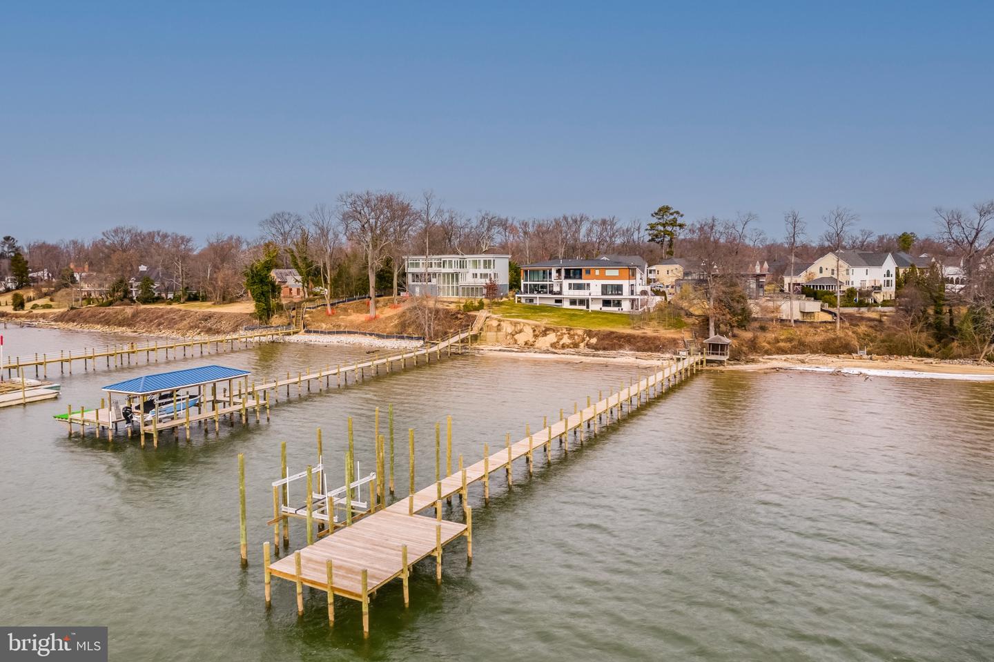 9433 FERRY LANDING CT, ALEXANDRIA, Virginia 22309, 5 Bedrooms Bedrooms, 12 Rooms Rooms,5 BathroomsBathrooms,Residential,For sale,9433 FERRY LANDING CT,VAFX2279924 MLS # VAFX2279924