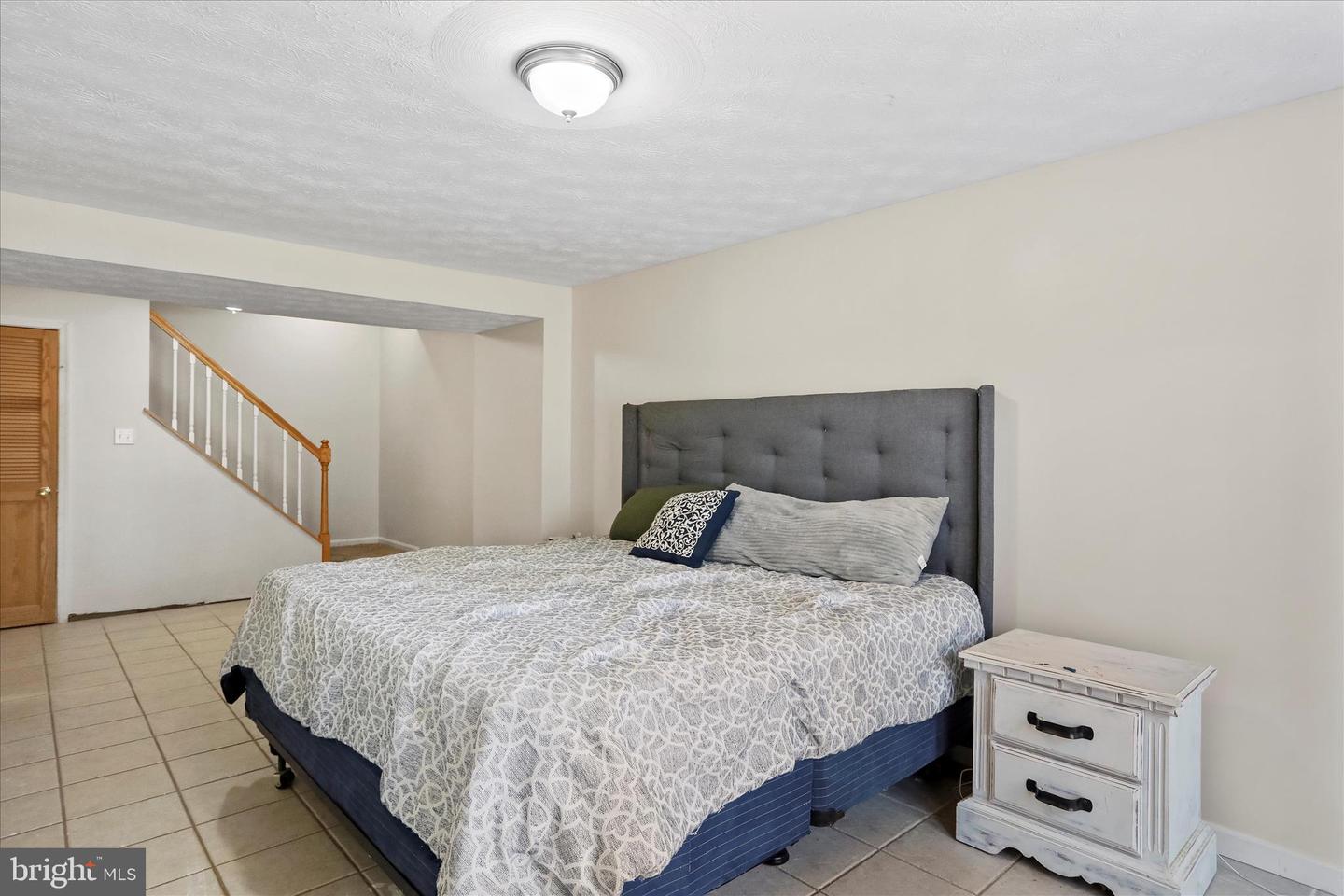 2986 RIDGE HOLLOW RD, EDINBURG, Virginia 22824, 3 Bedrooms Bedrooms, 12 Rooms Rooms,2 BathroomsBathrooms,Residential,For sale,2986 RIDGE HOLLOW RD,VASH2013058 MLS # VASH2013058