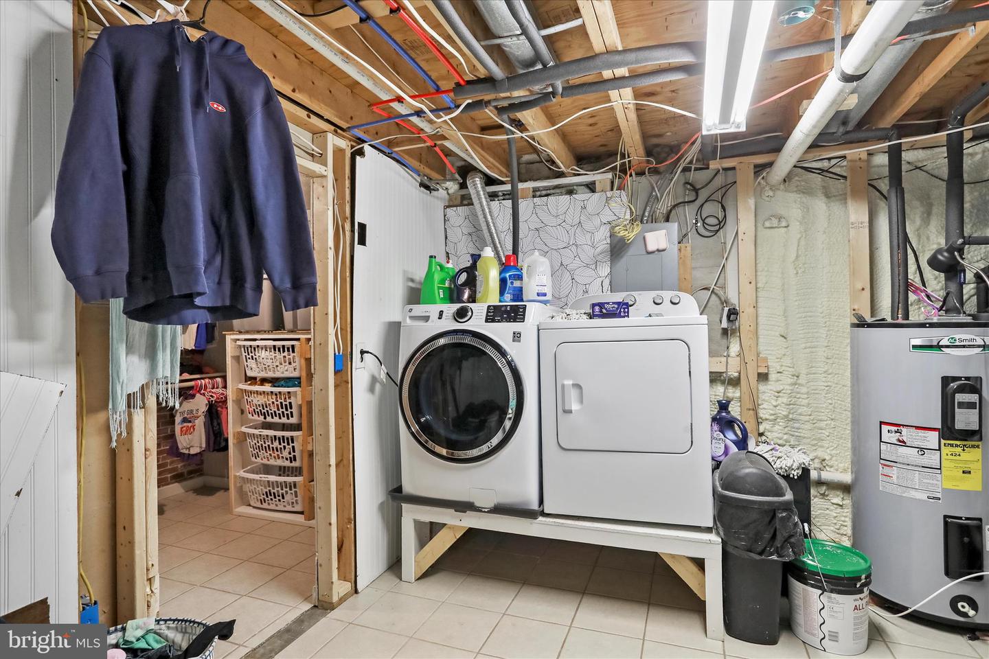 2986 RIDGE HOLLOW RD, EDINBURG, Virginia 22824, 3 Bedrooms Bedrooms, 12 Rooms Rooms,2 BathroomsBathrooms,Residential,For sale,2986 RIDGE HOLLOW RD,VASH2013058 MLS # VASH2013058