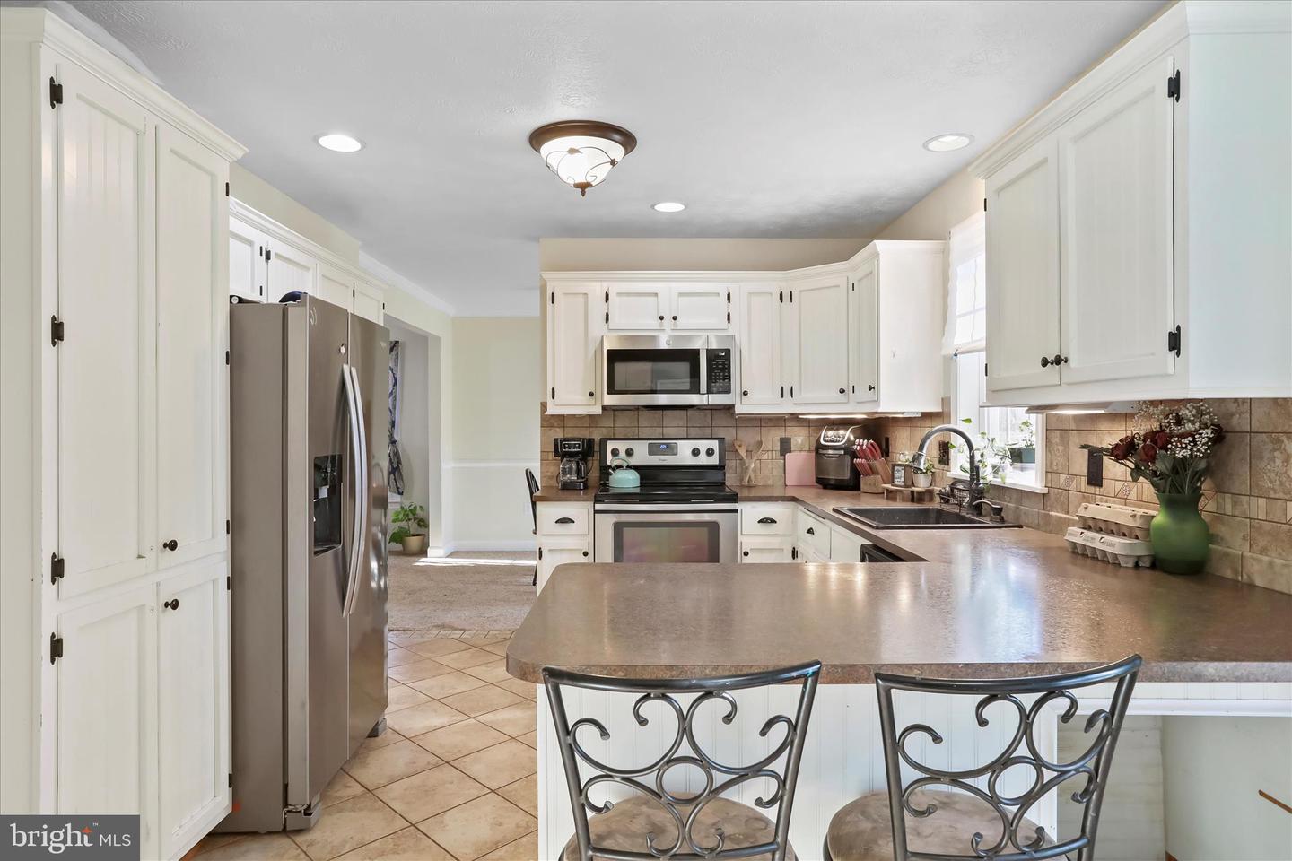 2986 RIDGE HOLLOW RD, EDINBURG, Virginia 22824, 3 Bedrooms Bedrooms, 12 Rooms Rooms,2 BathroomsBathrooms,Residential,For sale,2986 RIDGE HOLLOW RD,VASH2013058 MLS # VASH2013058