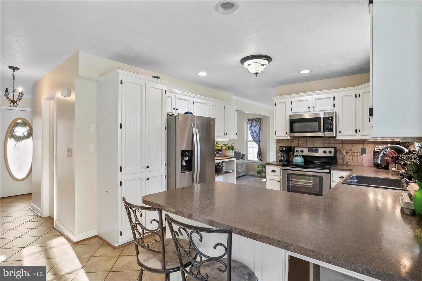 2986 RIDGE HOLLOW RD, EDINBURG, Virginia 22824, 3 Bedrooms Bedrooms, 12 Rooms Rooms,2 BathroomsBathrooms,Residential,For sale,2986 RIDGE HOLLOW RD,VASH2013058 MLS # VASH2013058