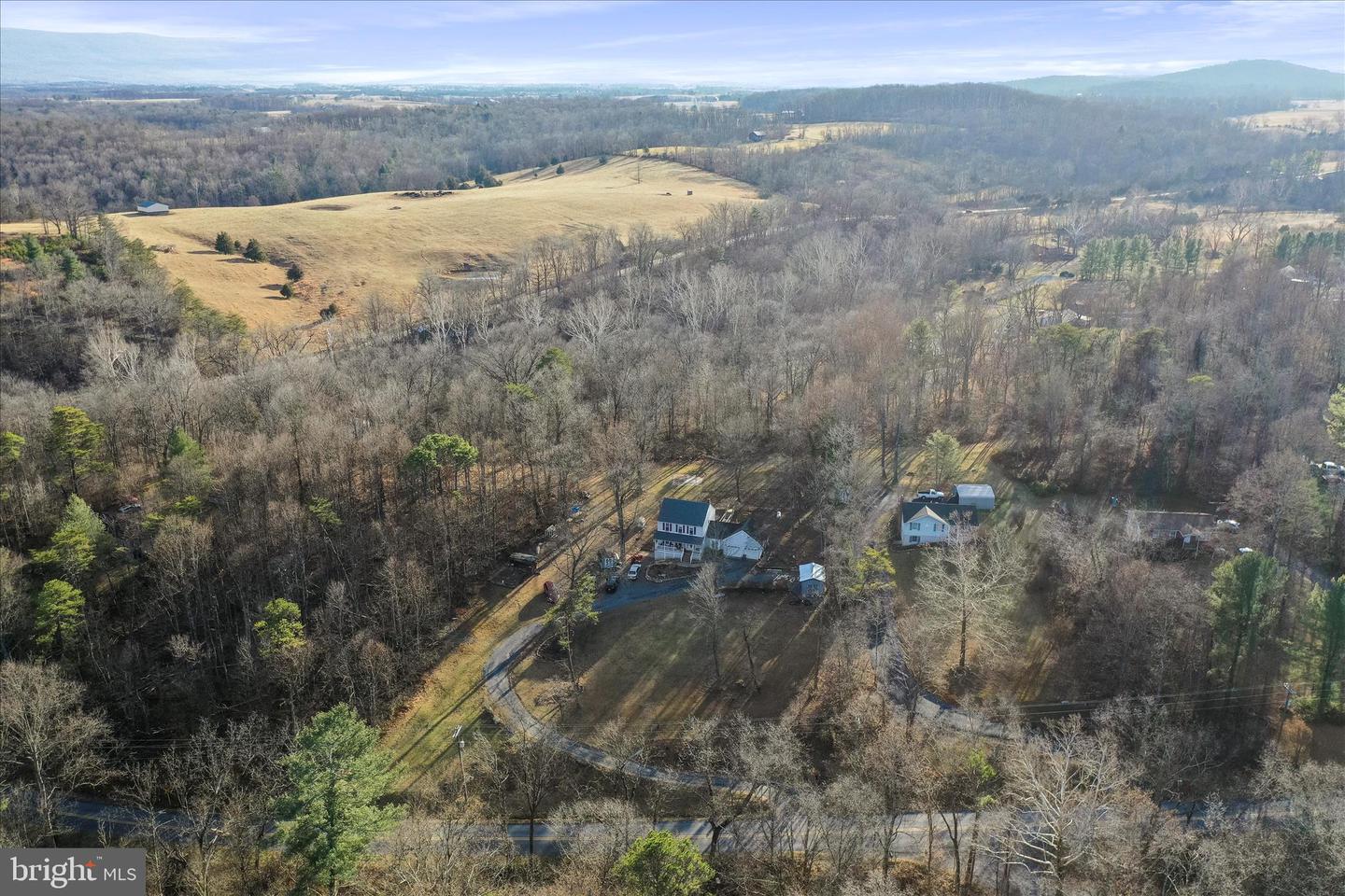 2986 RIDGE HOLLOW RD, EDINBURG, Virginia 22824, 3 Bedrooms Bedrooms, 12 Rooms Rooms,2 BathroomsBathrooms,Residential,For sale,2986 RIDGE HOLLOW RD,VASH2013058 MLS # VASH2013058