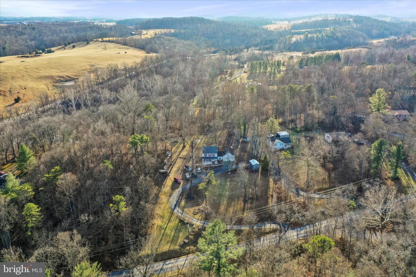 2986 RIDGE HOLLOW RD, EDINBURG, Virginia 22824, 3 Bedrooms Bedrooms, 12 Rooms Rooms,2 BathroomsBathrooms,Residential,For sale,2986 RIDGE HOLLOW RD,VASH2013058 MLS # VASH2013058