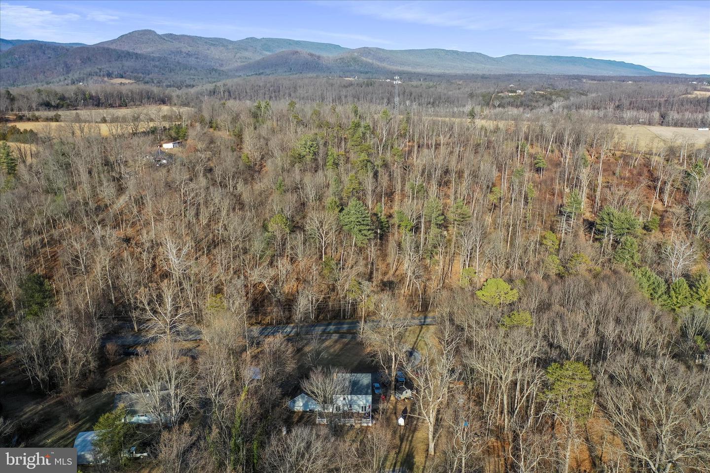 2986 RIDGE HOLLOW RD, EDINBURG, Virginia 22824, 3 Bedrooms Bedrooms, 12 Rooms Rooms,2 BathroomsBathrooms,Residential,For sale,2986 RIDGE HOLLOW RD,VASH2013058 MLS # VASH2013058