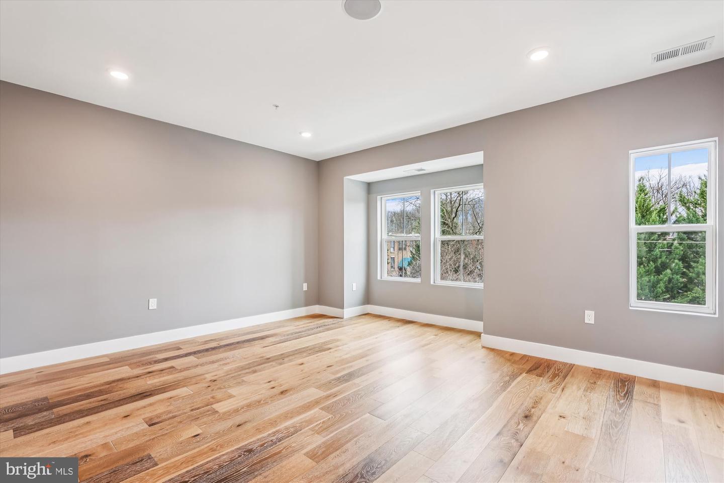 1726 GAINESVILLE ST SE, WASHINGTON, District Of Columbia 20020, 4 Bedrooms Bedrooms, 8 Rooms Rooms,3 BathroomsBathrooms,Residential,For sale,1726 GAINESVILLE ST SE,DCDC2232898 MLS # DCDC2232898 1726 GAINESVILLE ST SE, WASHINGTON, District Of Columbia 20020, 4 Bedrooms Bedrooms, 8 Rooms Rooms,3 BathroomsBathrooms,Residential,For sale,1726 GAINESVILLE ST SE,DCDC2232898 MLS # DCDC2232898