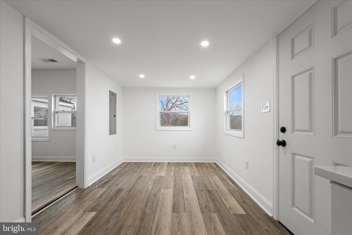 3221 LAUREL GROVE RD, WINCHESTER, Virginia 22602, 4 Bedrooms Bedrooms, ,2 BathroomsBathrooms,Residential,For sale,3221 LAUREL GROVE RD,VAFV2038200 MLS # VAFV2038200