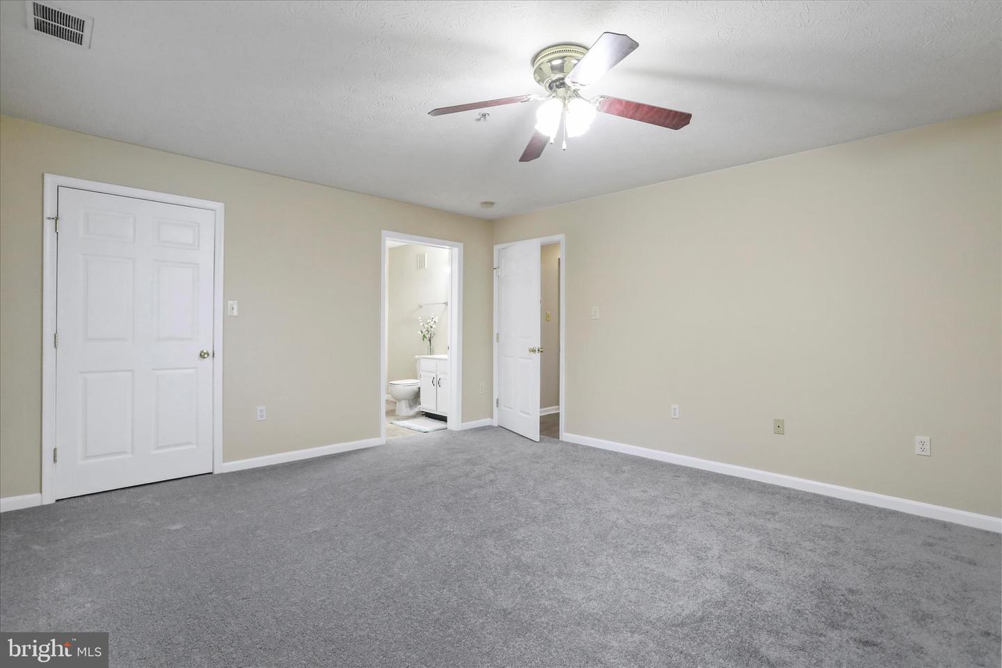 165-G1 HAILEY LN, STRASBURG, Virginia 22657, 2 Bedrooms Bedrooms, ,2 BathroomsBathrooms,Residential,For sale,165-G1 HAILEY LN,VASH2013100 MLS # VASH2013100 165-G1 HAILEY LN, STRASBURG, Virginia 22657, 2 Bedrooms Bedrooms, ,2 BathroomsBathrooms,Residential,For sale,165-G1 HAILEY LN,VASH2013100 MLS # VASH2013100