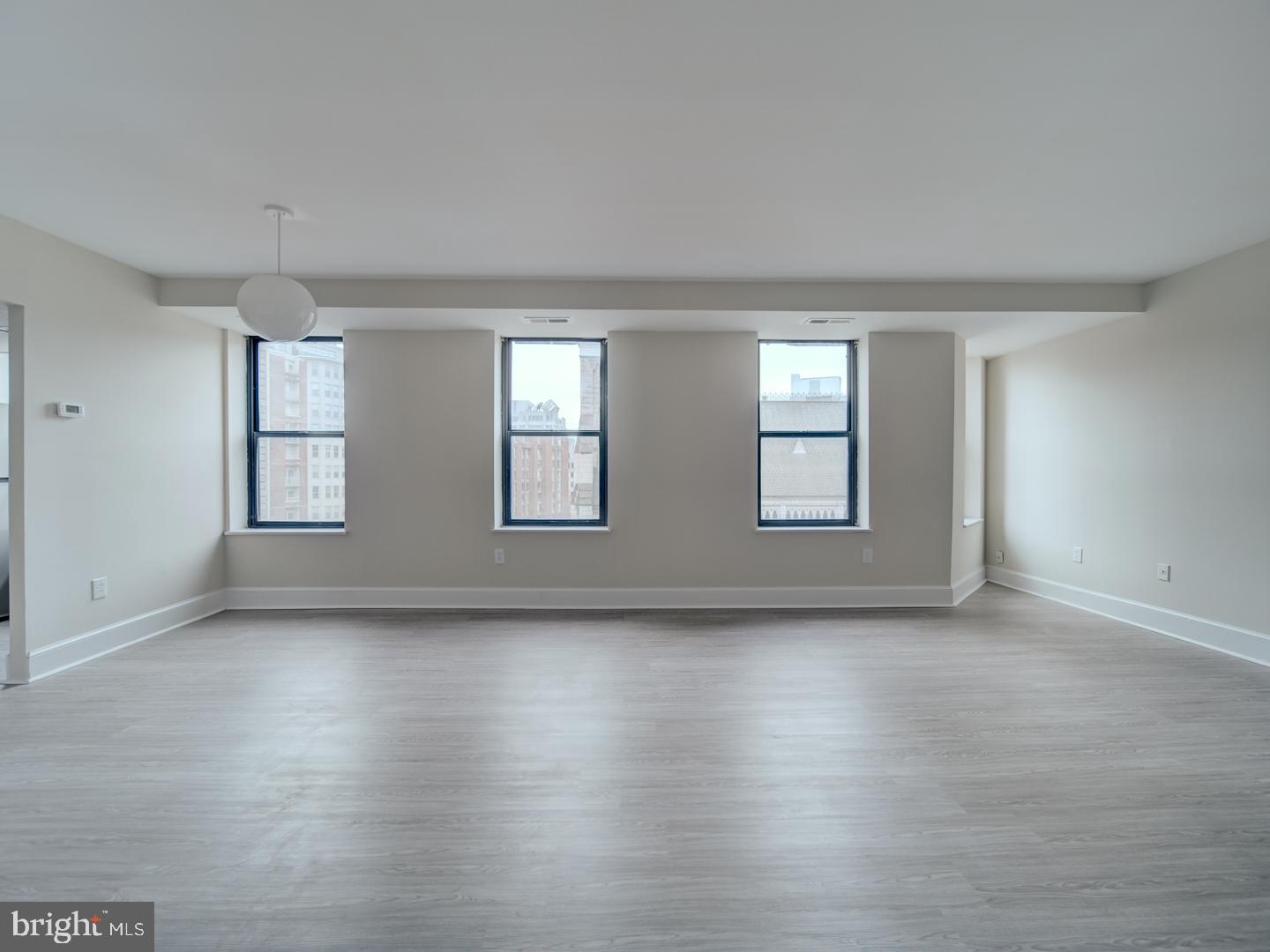 1115 12TH ST NW #601, WASHINGTON, District Of Columbia 20005, 1 Bedroom Bedrooms, ,1 BathroomBathrooms,Residential,For sale,1115 12TH ST NW #601,DCDC2233054 MLS # DCDC2233054