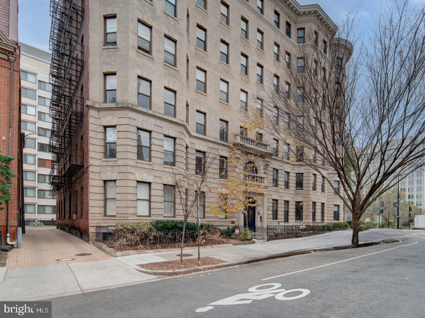 1115 12TH ST NW #601, WASHINGTON, District Of Columbia 20005, 1 Bedroom Bedrooms, ,1 BathroomBathrooms,Residential,For sale,1115 12TH ST NW #601,DCDC2233054 MLS # DCDC2233054