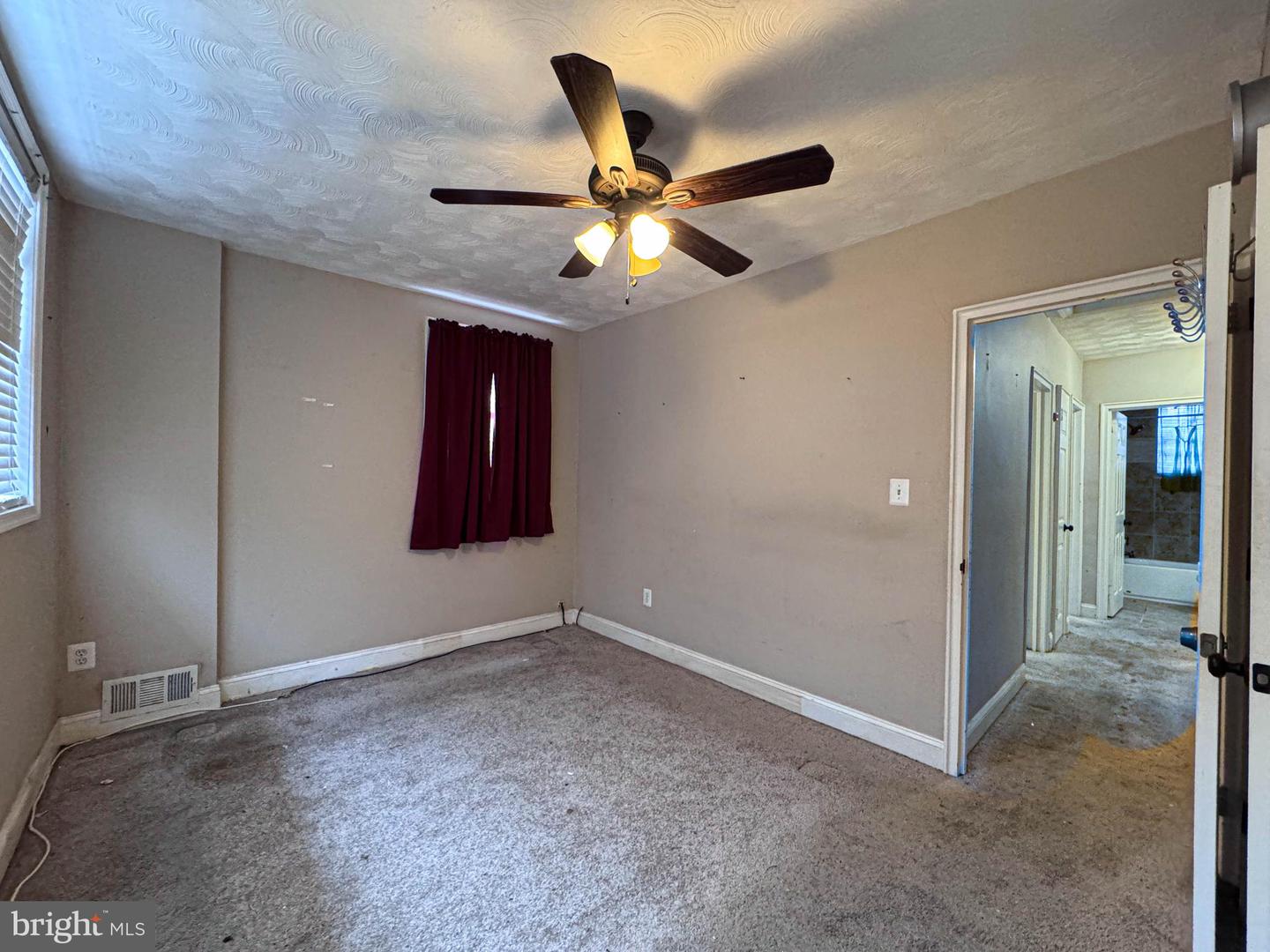 1688 FORT DUPONT ST SE, WASHINGTON, District Of Columbia 20020, 3 Bedrooms Bedrooms, ,2 BathroomsBathrooms,Residential,For sale,1688 FORT DUPONT ST SE,DCDC2233334 MLS # DCDC2233334 1688 FORT DUPONT ST SE, WASHINGTON, District Of Columbia 20020, 3 Bedrooms Bedrooms, ,2 BathroomsBathrooms,Residential,For sale,1688 FORT DUPONT ST SE,DCDC2233334 MLS # DCDC2233334