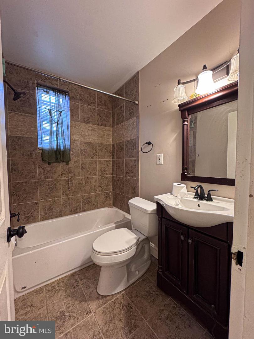 1688 FORT DUPONT ST SE, WASHINGTON, District Of Columbia 20020, 3 Bedrooms Bedrooms, ,2 BathroomsBathrooms,Residential,For sale,1688 FORT DUPONT ST SE,DCDC2233334 MLS # DCDC2233334 1688 FORT DUPONT ST SE, WASHINGTON, District Of Columbia 20020, 3 Bedrooms Bedrooms, ,2 BathroomsBathrooms,Residential,For sale,1688 FORT DUPONT ST SE,DCDC2233334 MLS # DCDC2233334