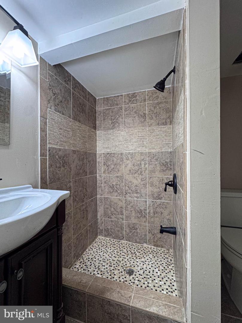 1688 FORT DUPONT ST SE, WASHINGTON, District Of Columbia 20020, 3 Bedrooms Bedrooms, ,2 BathroomsBathrooms,Residential,For sale,1688 FORT DUPONT ST SE,DCDC2233334 MLS # DCDC2233334 1688 FORT DUPONT ST SE, WASHINGTON, District Of Columbia 20020, 3 Bedrooms Bedrooms, ,2 BathroomsBathrooms,Residential,For sale,1688 FORT DUPONT ST SE,DCDC2233334 MLS # DCDC2233334