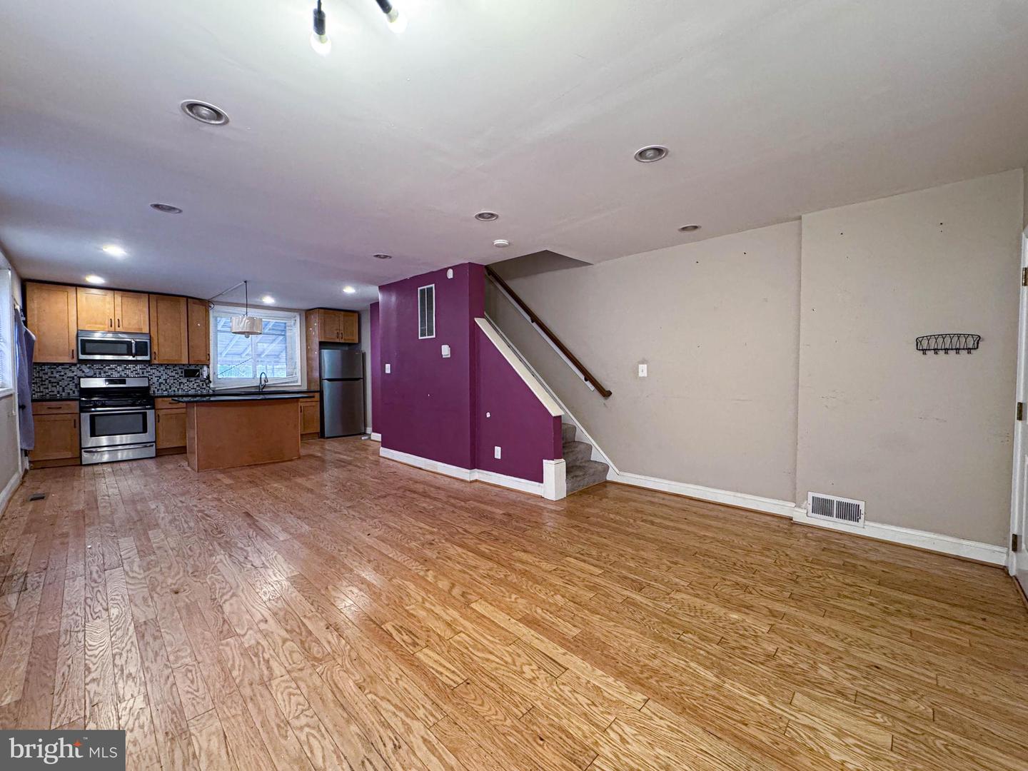 1688 FORT DUPONT ST SE, WASHINGTON, District Of Columbia 20020, 3 Bedrooms Bedrooms, ,2 BathroomsBathrooms,Residential,For sale,1688 FORT DUPONT ST SE,DCDC2233334 MLS # DCDC2233334 1688 FORT DUPONT ST SE, WASHINGTON, District Of Columbia 20020, 3 Bedrooms Bedrooms, ,2 BathroomsBathrooms,Residential,For sale,1688 FORT DUPONT ST SE,DCDC2233334 MLS # DCDC2233334