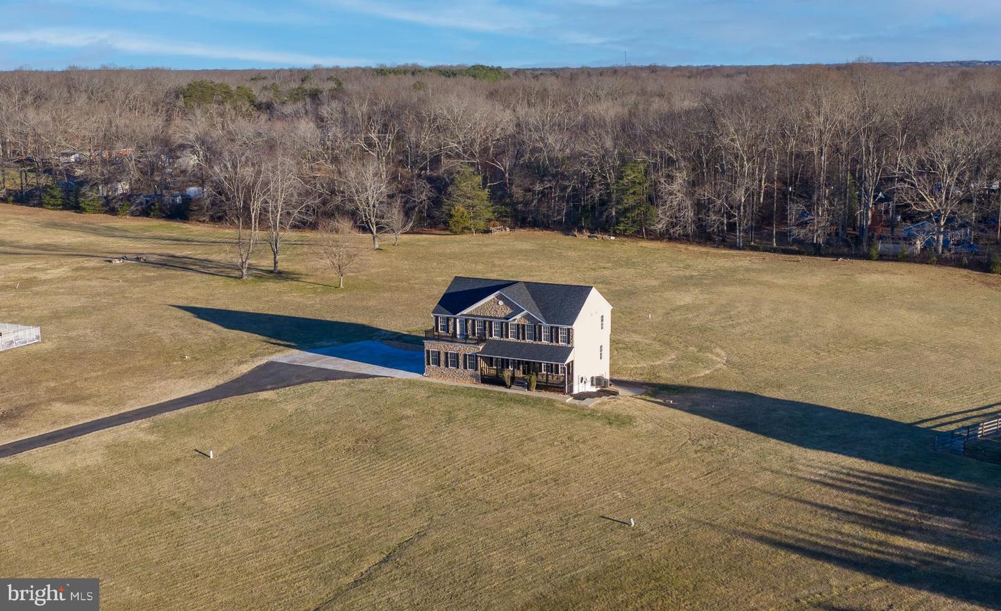 23 PINTO LN, STAFFORD, Virginia 22556, 5 Bedrooms Bedrooms, 19 Rooms Rooms,4 BathroomsBathrooms,Residential,For sale,23 PINTO LN,VAST2044532 MLS # VAST2044532