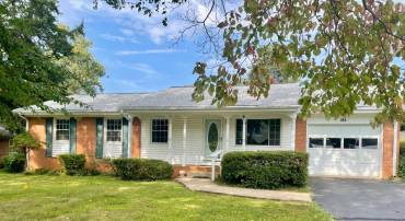 351 CHAPPELL ST, WARRENTON, Virginia 20186, 4 Bedrooms Bedrooms, ,2 BathroomsBathrooms,Residential,351 CHAPPELL ST,VAFQ2018368 MLS # VAFQ2018368