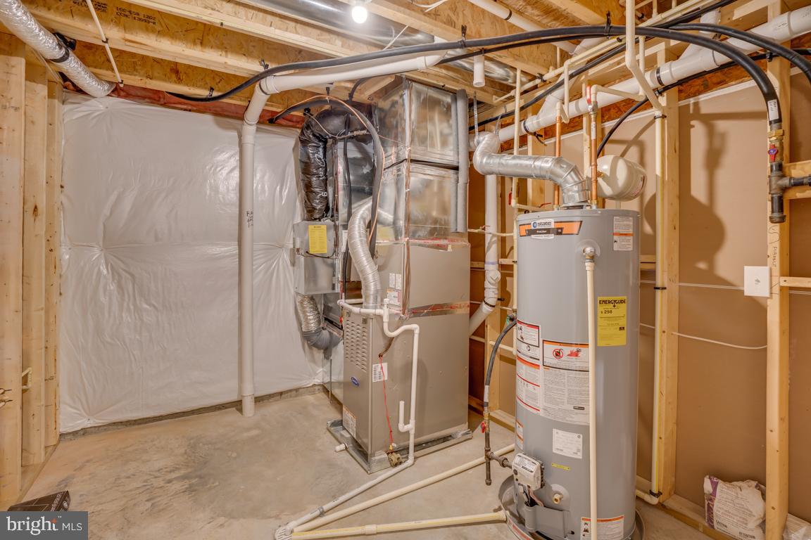 118 WOODMOUNT DRIVE, COLONIAL BEACH, Virginia 22443, 4 Bedrooms Bedrooms, ,2 BathroomsBathrooms,Residential,For sale,118 WOODMOUNT DRIVE,VAWE2010226 MLS # VAWE2010226