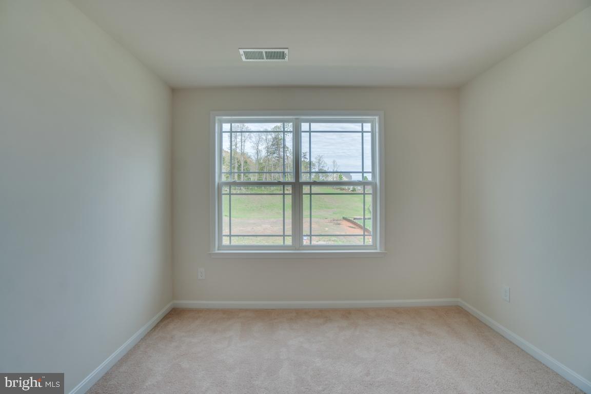 118 WOODMOUNT DRIVE, COLONIAL BEACH, Virginia 22443, 4 Bedrooms Bedrooms, ,2 BathroomsBathrooms,Residential,For sale,118 WOODMOUNT DRIVE,VAWE2010226 MLS # VAWE2010226