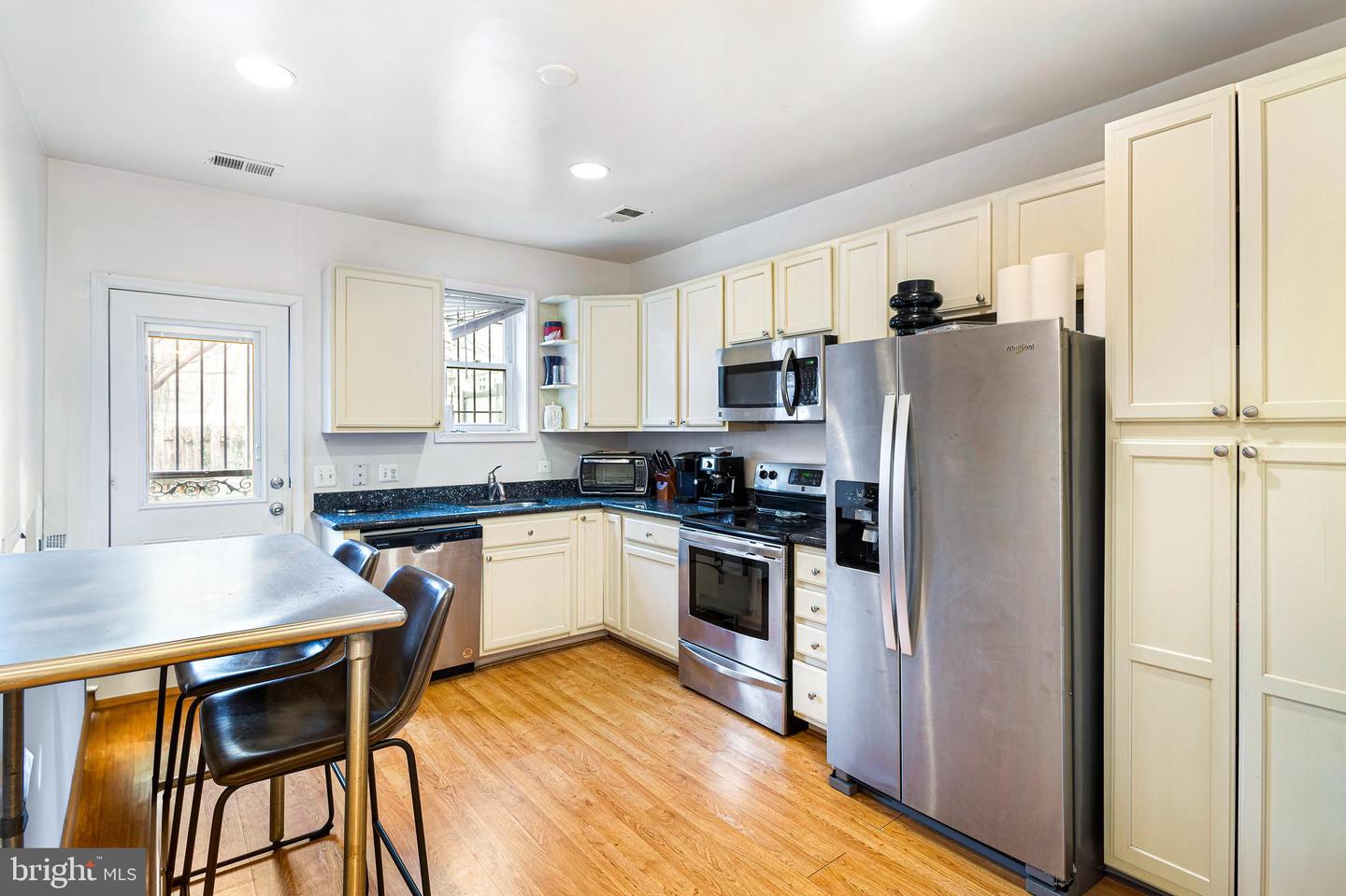 314 K ST NE, WASHINGTON, District Of Columbia 20002, 4 Bedrooms Bedrooms, ,3 BathroomsBathrooms,Residential,For sale,314 K ST NE,DCDC2234282 MLS # DCDC2234282