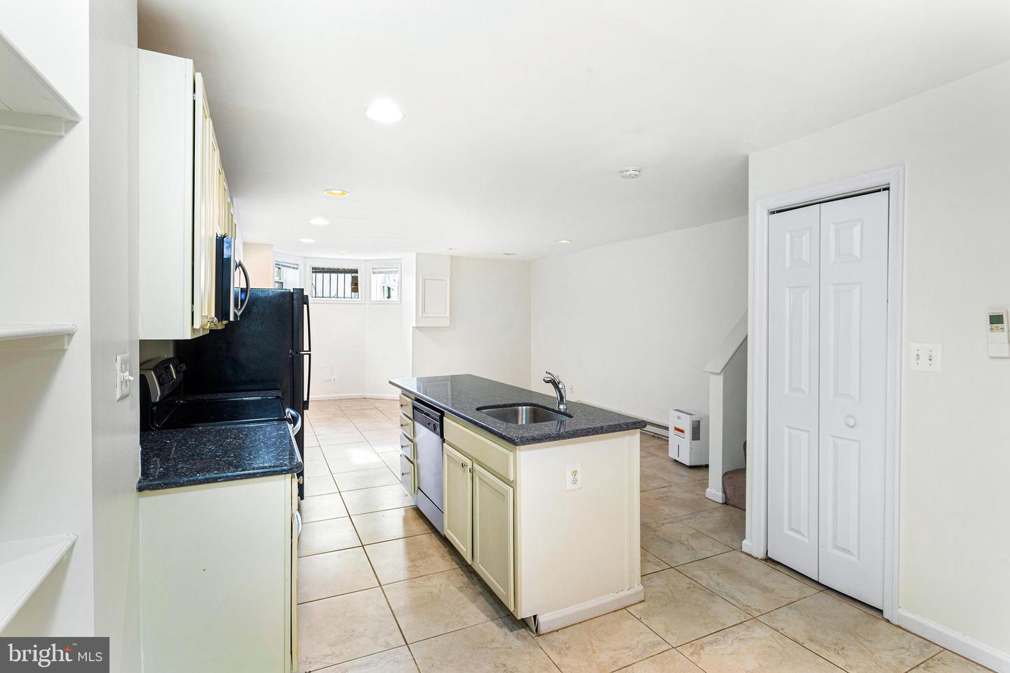 314 K ST NE, WASHINGTON, District Of Columbia 20002, 4 Bedrooms Bedrooms, ,3 BathroomsBathrooms,Residential,For sale,314 K ST NE,DCDC2234282 MLS # DCDC2234282