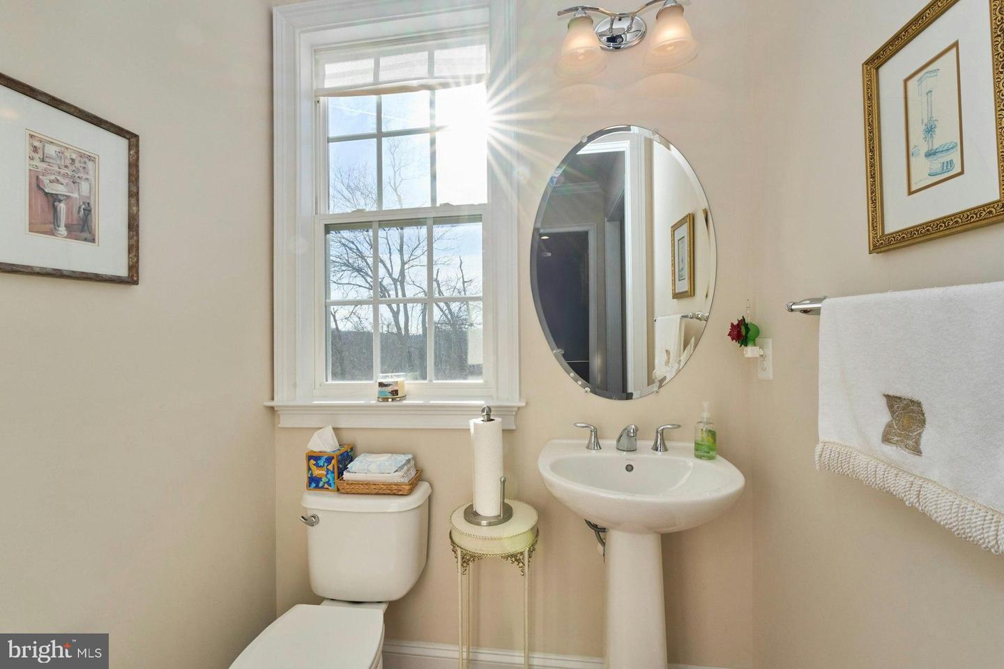 41019 TAYLOR RIDGE LN, PAEONIAN SPRINGS, Virginia 20129, 4 Bedrooms Bedrooms, 18 Rooms Rooms,3 BathroomsBathrooms,Residential,For sale,41019 TAYLOR RIDGE LN,VALO2112138 MLS # VALO2112138 41019 TAYLOR RIDGE LN, PAEONIAN SPRINGS, Virginia 20129, 4 Bedrooms Bedrooms, 18 Rooms Rooms,3 BathroomsBathrooms,Residential,For sale,41019 TAYLOR RIDGE LN,VALO2112138 MLS # VALO2112138