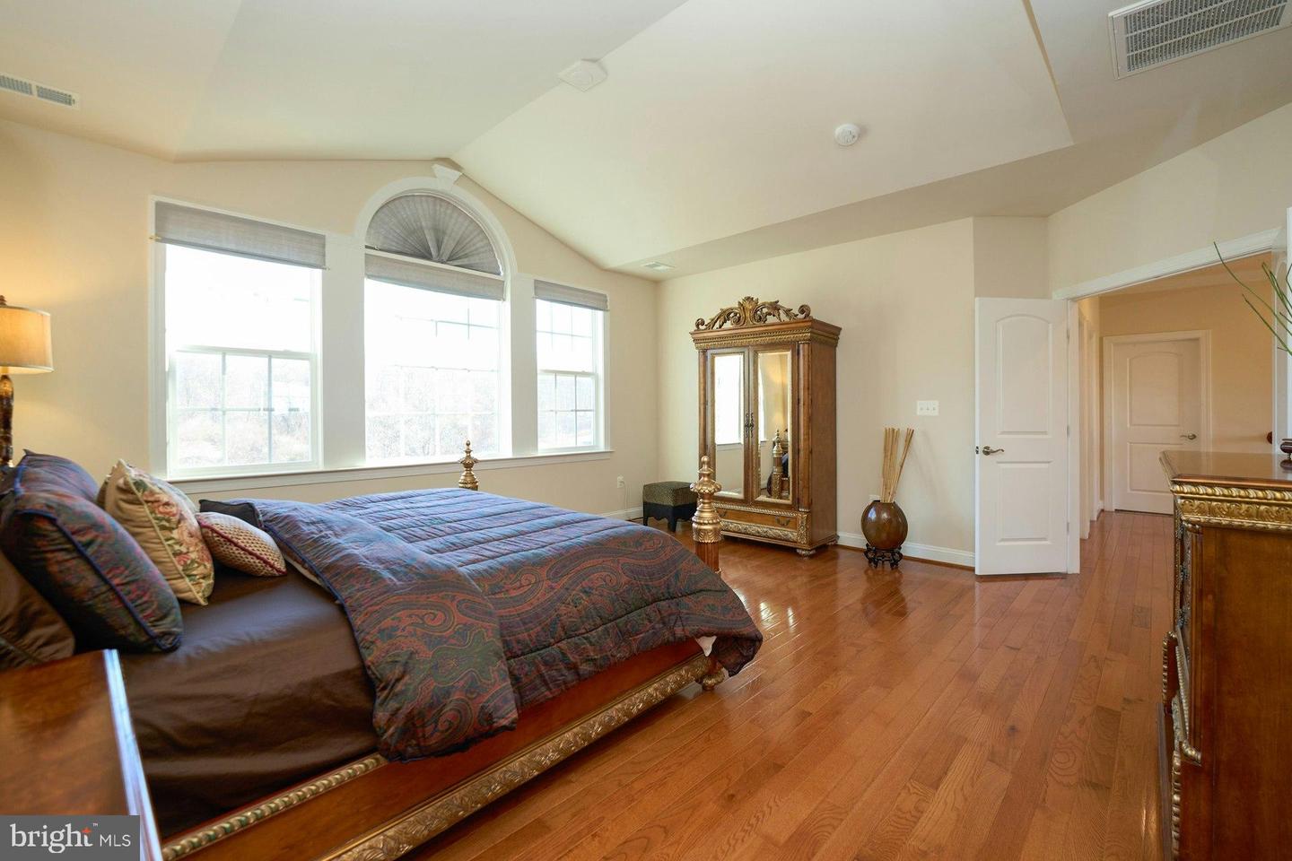 41019 TAYLOR RIDGE LN, PAEONIAN SPRINGS, Virginia 20129, 4 Bedrooms Bedrooms, 18 Rooms Rooms,3 BathroomsBathrooms,Residential,For sale,41019 TAYLOR RIDGE LN,VALO2112138 MLS # VALO2112138 41019 TAYLOR RIDGE LN, PAEONIAN SPRINGS, Virginia 20129, 4 Bedrooms Bedrooms, 18 Rooms Rooms,3 BathroomsBathrooms,Residential,For sale,41019 TAYLOR RIDGE LN,VALO2112138 MLS # VALO2112138