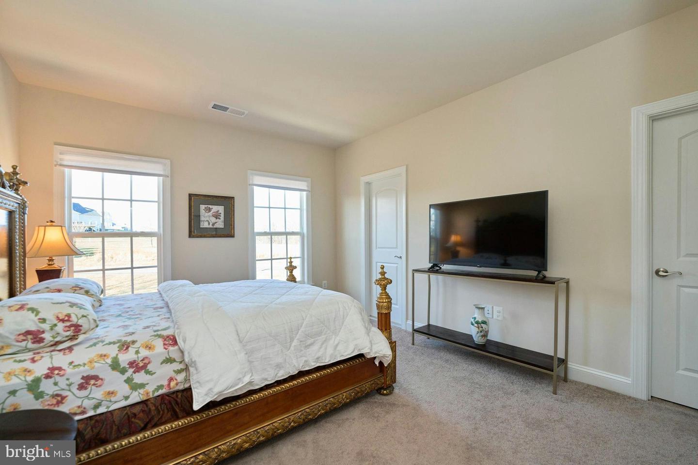 41019 TAYLOR RIDGE LN, PAEONIAN SPRINGS, Virginia 20129, 4 Bedrooms Bedrooms, 18 Rooms Rooms,3 BathroomsBathrooms,Residential,For sale,41019 TAYLOR RIDGE LN,VALO2112138 MLS # VALO2112138 41019 TAYLOR RIDGE LN, PAEONIAN SPRINGS, Virginia 20129, 4 Bedrooms Bedrooms, 18 Rooms Rooms,3 BathroomsBathrooms,Residential,For sale,41019 TAYLOR RIDGE LN,VALO2112138 MLS # VALO2112138