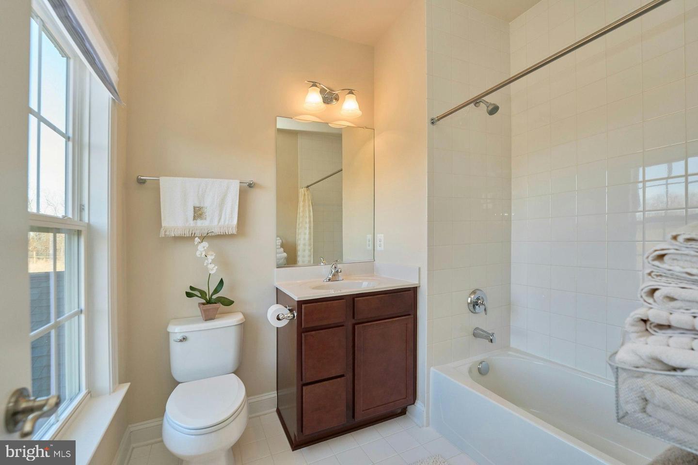 41019 TAYLOR RIDGE LN, PAEONIAN SPRINGS, Virginia 20129, 4 Bedrooms Bedrooms, 18 Rooms Rooms,3 BathroomsBathrooms,Residential,For sale,41019 TAYLOR RIDGE LN,VALO2112138 MLS # VALO2112138 41019 TAYLOR RIDGE LN, PAEONIAN SPRINGS, Virginia 20129, 4 Bedrooms Bedrooms, 18 Rooms Rooms,3 BathroomsBathrooms,Residential,For sale,41019 TAYLOR RIDGE LN,VALO2112138 MLS # VALO2112138