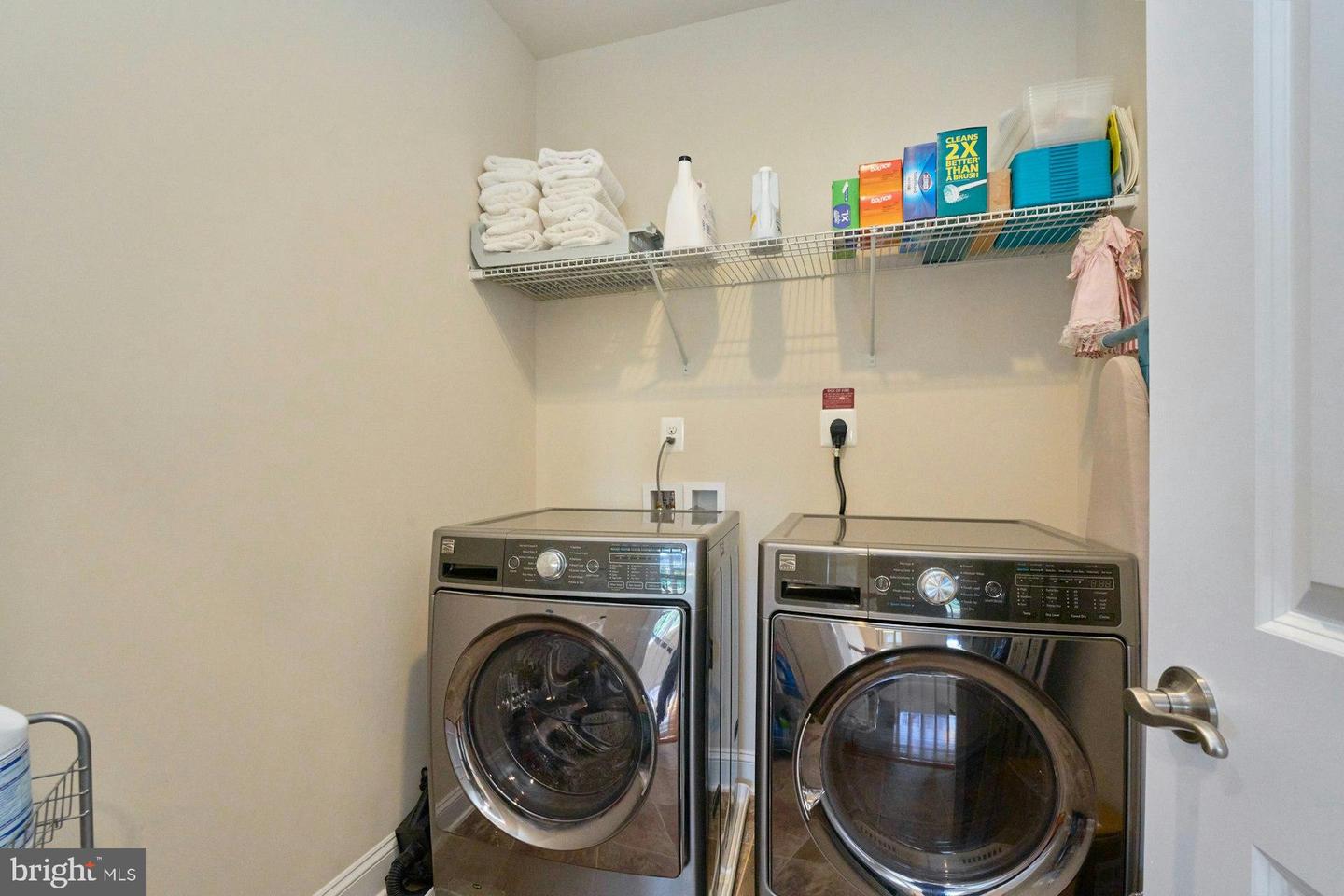 41019 TAYLOR RIDGE LN, PAEONIAN SPRINGS, Virginia 20129, 4 Bedrooms Bedrooms, 18 Rooms Rooms,3 BathroomsBathrooms,Residential,For sale,41019 TAYLOR RIDGE LN,VALO2112138 MLS # VALO2112138 41019 TAYLOR RIDGE LN, PAEONIAN SPRINGS, Virginia 20129, 4 Bedrooms Bedrooms, 18 Rooms Rooms,3 BathroomsBathrooms,Residential,For sale,41019 TAYLOR RIDGE LN,VALO2112138 MLS # VALO2112138