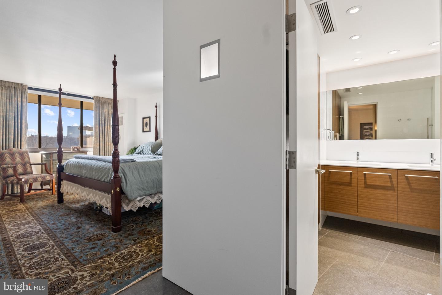 700 NEW HAMPSHIRE AVE NW #519, WASHINGTON, District Of Columbia 20037, 2 Bedrooms Bedrooms, ,2 BathroomsBathrooms,Residential,For sale,700 NEW HAMPSHIRE AVE NW #519,DCDC2234472 MLS # DCDC2234472