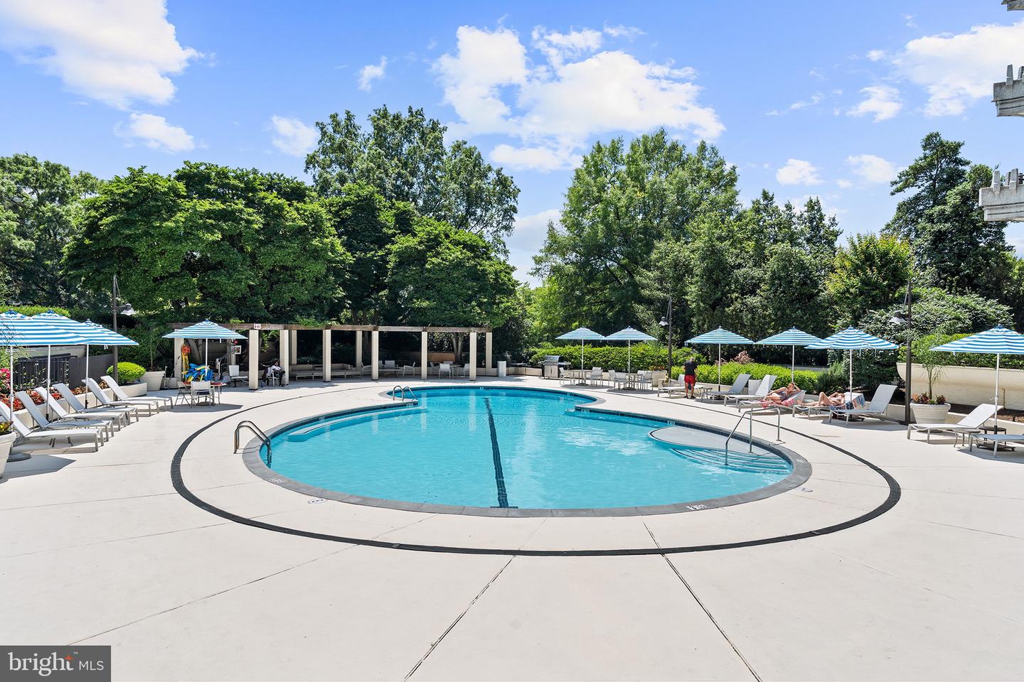 700 NEW HAMPSHIRE AVE NW #519, WASHINGTON, District Of Columbia 20037, 2 Bedrooms Bedrooms, ,2 BathroomsBathrooms,Residential,For sale,700 NEW HAMPSHIRE AVE NW #519,DCDC2234472 MLS # DCDC2234472