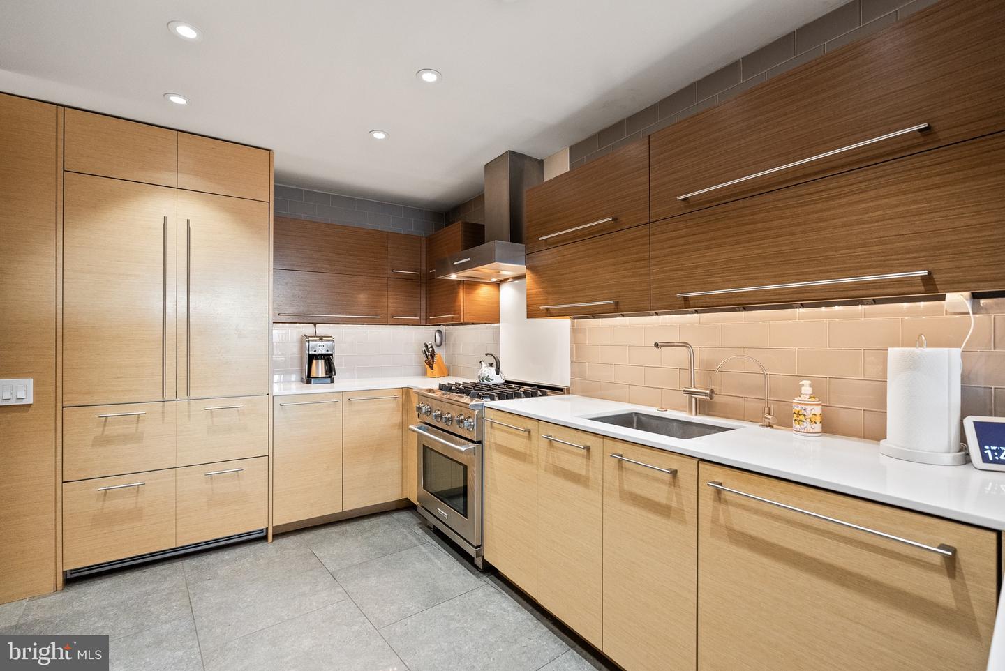 700 NEW HAMPSHIRE AVE NW #519, WASHINGTON, District Of Columbia 20037, 2 Bedrooms Bedrooms, ,2 BathroomsBathrooms,Residential,For sale,700 NEW HAMPSHIRE AVE NW #519,DCDC2234472 MLS # DCDC2234472