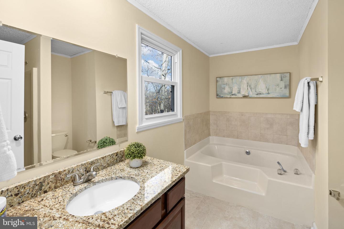 13621 FLANK MARCH LN, SPOTSYLVANIA, Virginia 22551, 3 Bedrooms Bedrooms, ,2 BathroomsBathrooms,Residential,For sale,13621 FLANK MARCH LN,VASP2038068 MLS # VASP2038068