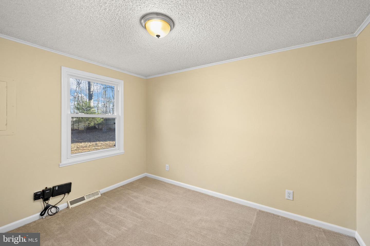 13621 FLANK MARCH LN, SPOTSYLVANIA, Virginia 22551, 3 Bedrooms Bedrooms, ,2 BathroomsBathrooms,Residential,For sale,13621 FLANK MARCH LN,VASP2038068 MLS # VASP2038068