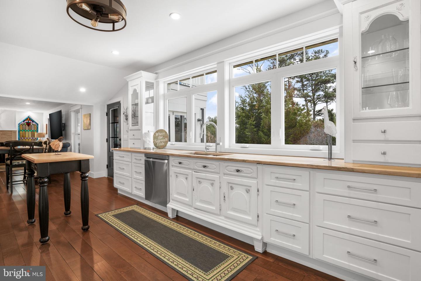 3148 MAIN ST, CHINCOTEAGUE ISLAND, Virginia 23336, 3 Bedrooms Bedrooms, 9 Rooms Rooms,3 BathroomsBathrooms,Residential,For sale,3148 MAIN ST,VAAC2002458 MLS # VAAC2002458 3148 MAIN ST, CHINCOTEAGUE ISLAND, Virginia 23336, 3 Bedrooms Bedrooms, 9 Rooms Rooms,3 BathroomsBathrooms,Residential,For sale,3148 MAIN ST,VAAC2002458 MLS # VAAC2002458