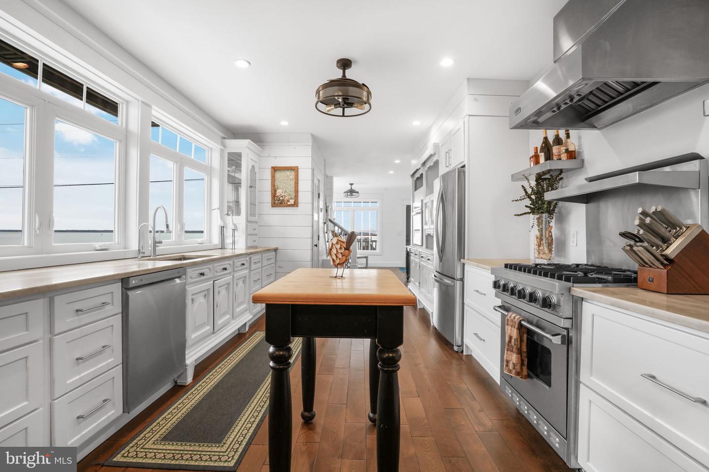 3148 MAIN ST, CHINCOTEAGUE ISLAND, Virginia 23336, 3 Bedrooms Bedrooms, 9 Rooms Rooms,3 BathroomsBathrooms,Residential,For sale,3148 MAIN ST,VAAC2002458 MLS # VAAC2002458 3148 MAIN ST, CHINCOTEAGUE ISLAND, Virginia 23336, 3 Bedrooms Bedrooms, 9 Rooms Rooms,3 BathroomsBathrooms,Residential,For sale,3148 MAIN ST,VAAC2002458 MLS # VAAC2002458