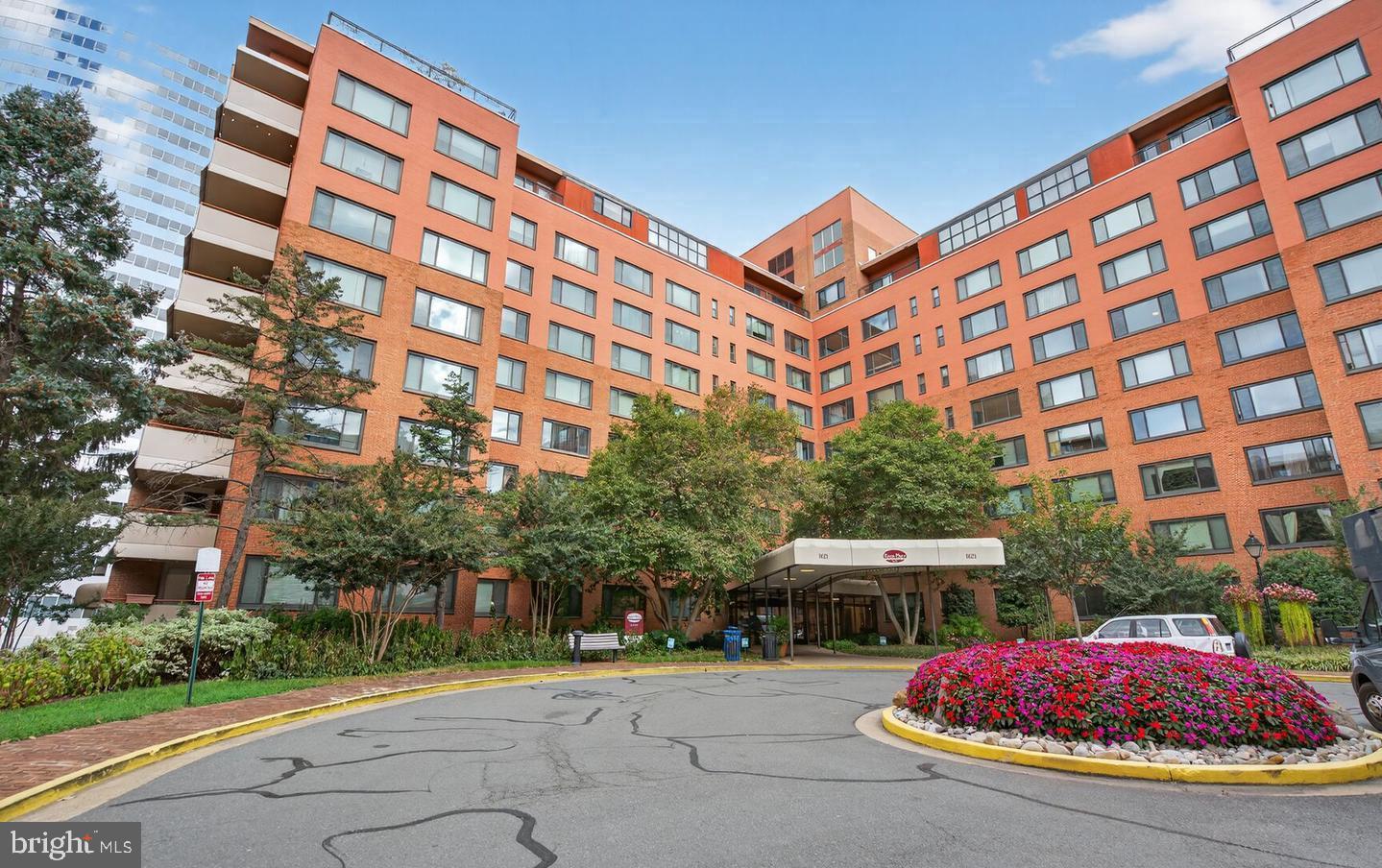 1121 ARLINGTON BLVD N #706, ARLINGTON, Virginia 22209, 1 Bedroom Bedrooms, ,1 BathroomBathrooms,Residential,For sale,1121 ARLINGTON BLVD N #706,VAAR2066896 MLS # VAAR2066896 1121 ARLINGTON BLVD N #706, ARLINGTON, Virginia 22209, 1 Bedroom Bedrooms, ,1 BathroomBathrooms,Residential,For sale,1121 ARLINGTON BLVD N #706,VAAR2066896 MLS # VAAR2066896
