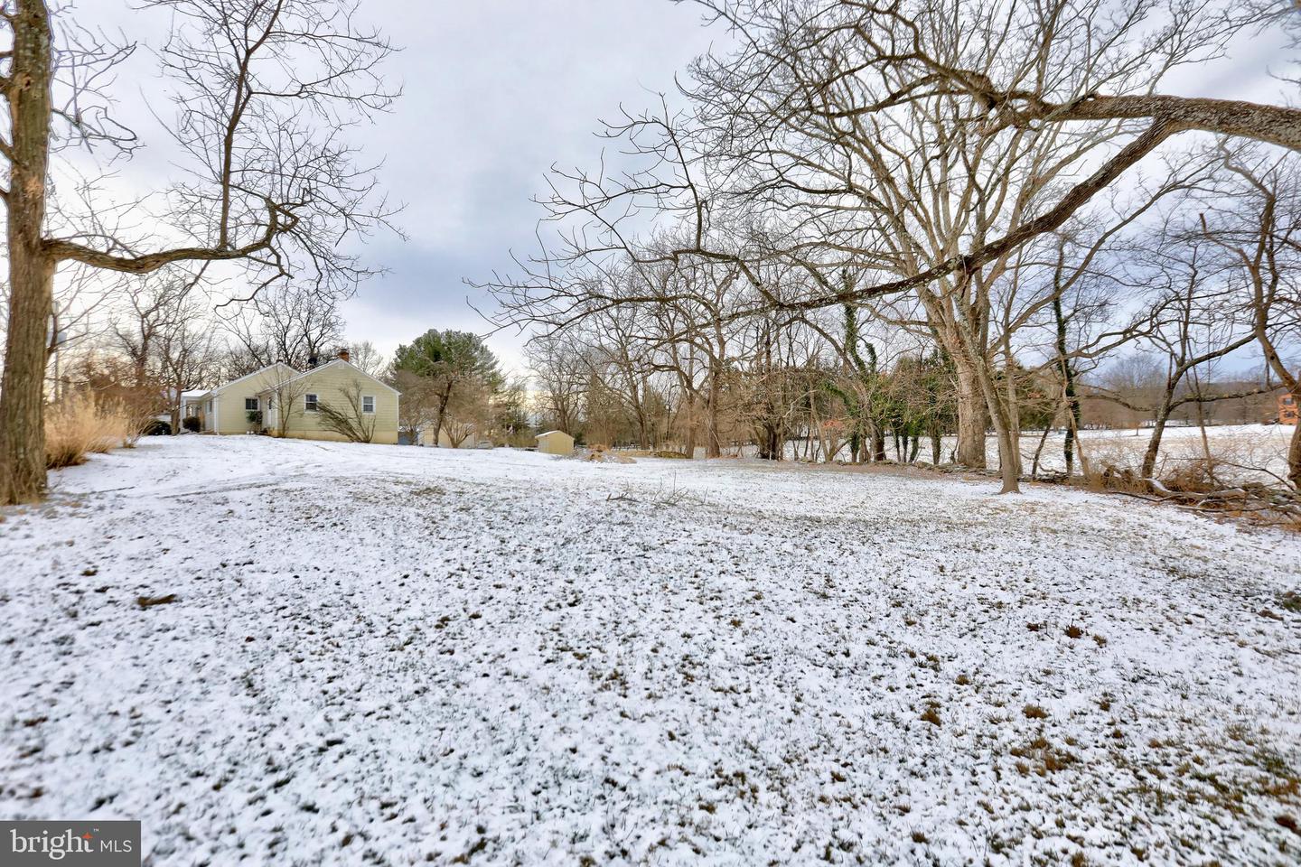 16819 WOODGROVE RD, ROUND HILL, Virginia 20141, 4 Bedrooms Bedrooms, ,1 BathroomBathrooms,Residential,For sale,16819 WOODGROVE RD,VALO2112354 MLS # VALO2112354