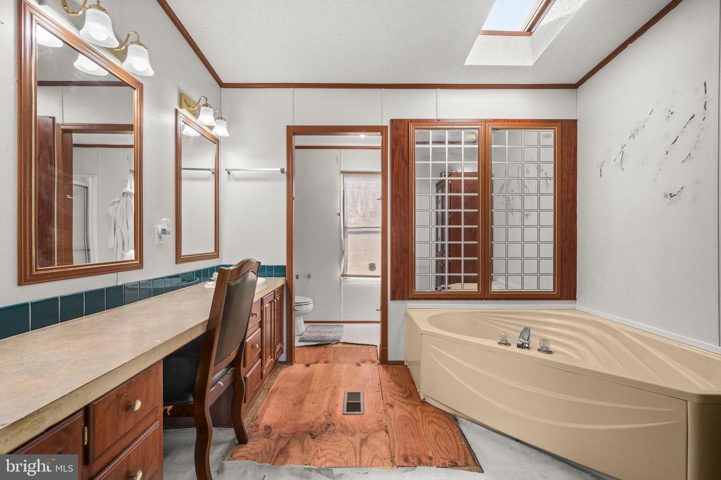 2057 COTTONTAIL LN, CATLETT, Virginia 20119, 3 Bedrooms Bedrooms, ,2 BathroomsBathrooms,Residential,For sale,2057 COTTONTAIL LN,VAFQ2019918 MLS # VAFQ2019918