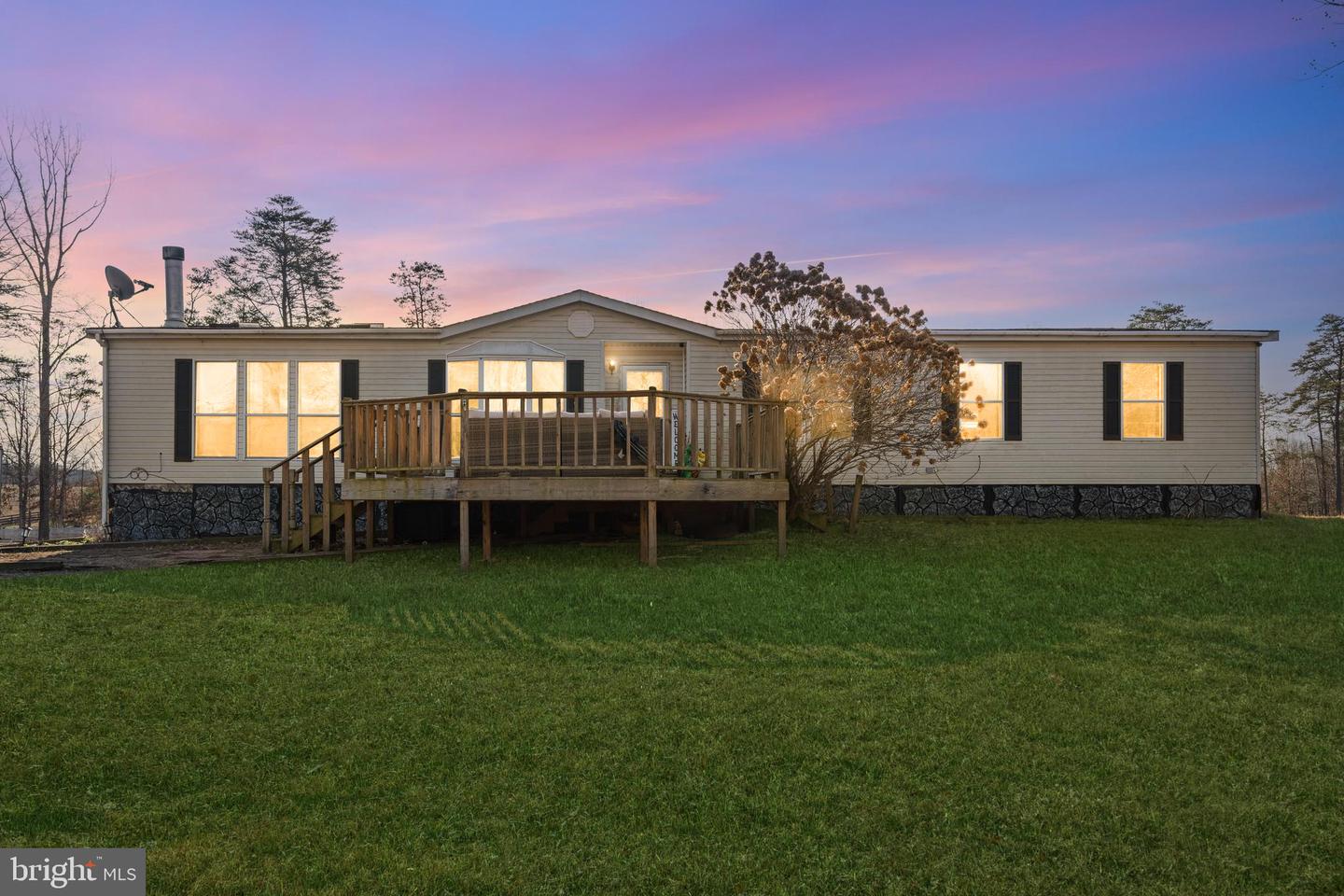 2057 COTTONTAIL LN, CATLETT, Virginia 20119, 3 Bedrooms Bedrooms, ,2 BathroomsBathrooms,Residential,For sale,2057 COTTONTAIL LN,VAFQ2019918 MLS # VAFQ2019918