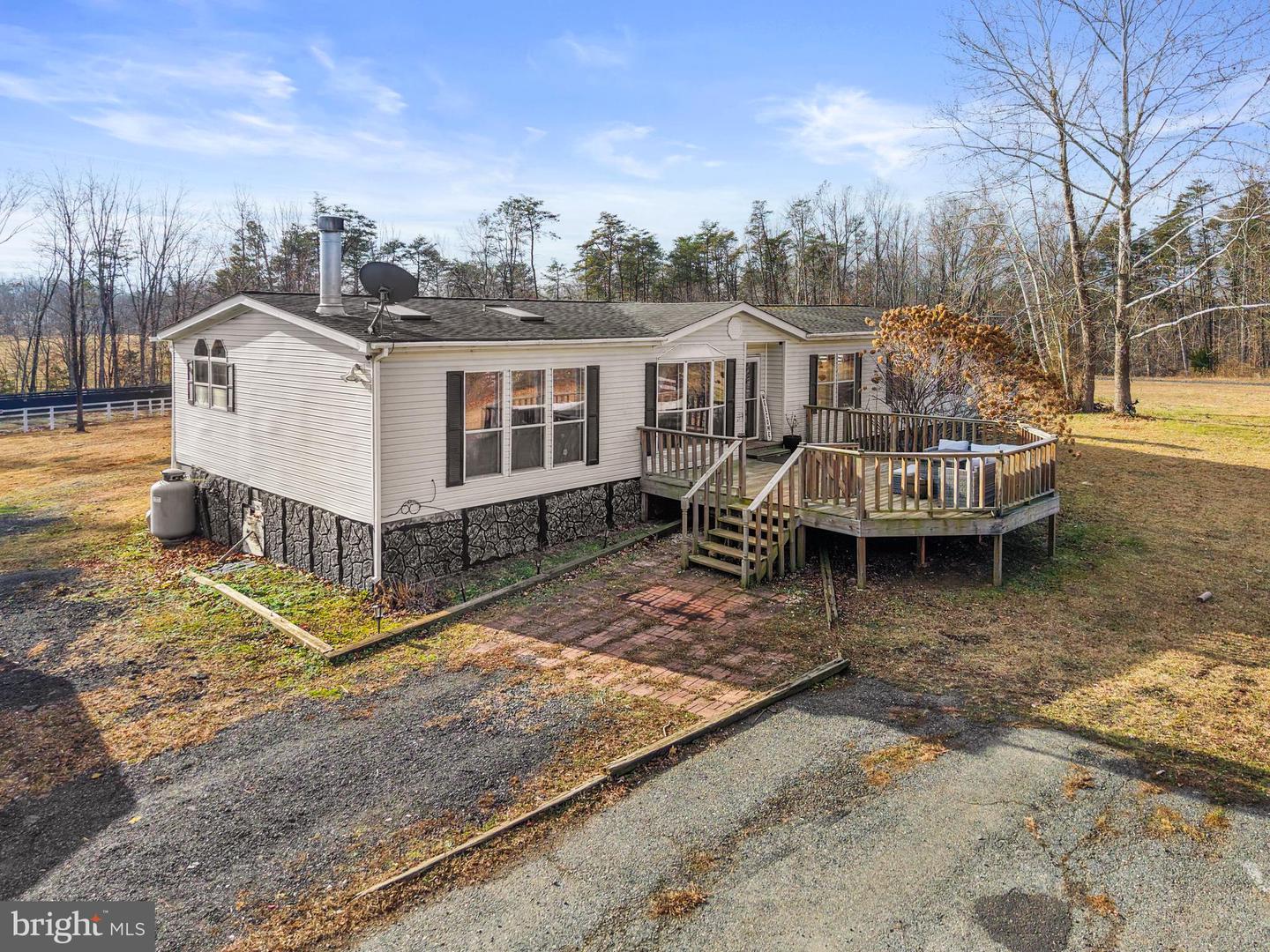 2057 COTTONTAIL LN, CATLETT, Virginia 20119, 3 Bedrooms Bedrooms, ,2 BathroomsBathrooms,Residential,For sale,2057 COTTONTAIL LN,VAFQ2019918 MLS # VAFQ2019918