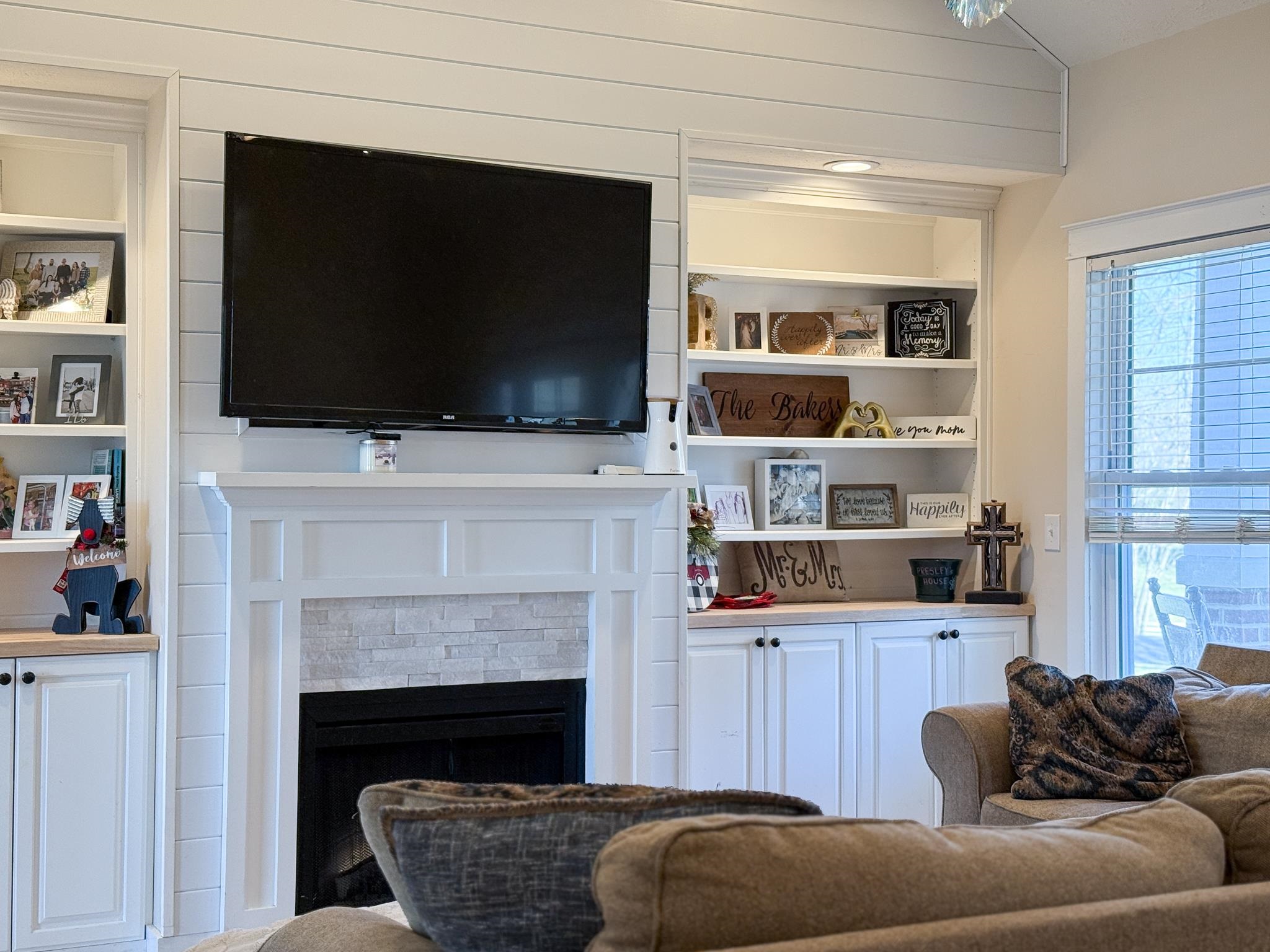 109 BERKELEY AVE, GROTTOES, Virginia 24441, 3 Bedrooms Bedrooms, ,2 BathroomsBathrooms,Residential,109 BERKELEY AVE,672127 MLS # 672127