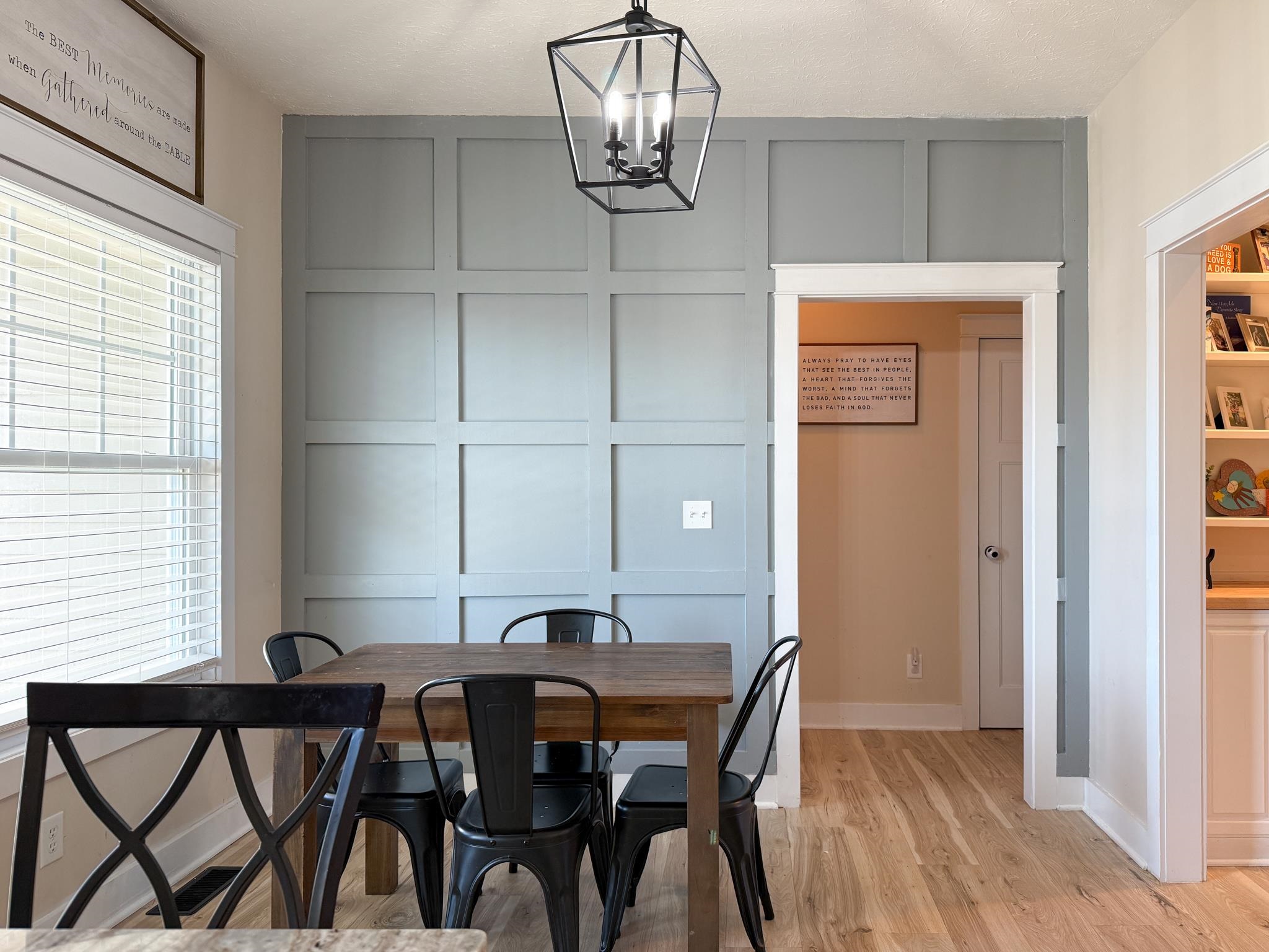 109 BERKELEY AVE, GROTTOES, Virginia 24441, 3 Bedrooms Bedrooms, ,2 BathroomsBathrooms,Residential,109 BERKELEY AVE,672127 MLS # 672127